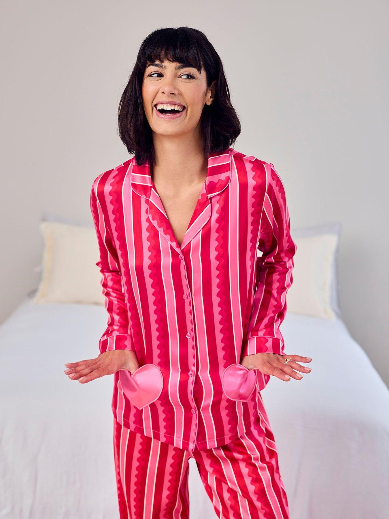 Image 4 of 6 of CHELSEA PEERS Satin Heart Pocket Striped Long Pyjama Set - Pink