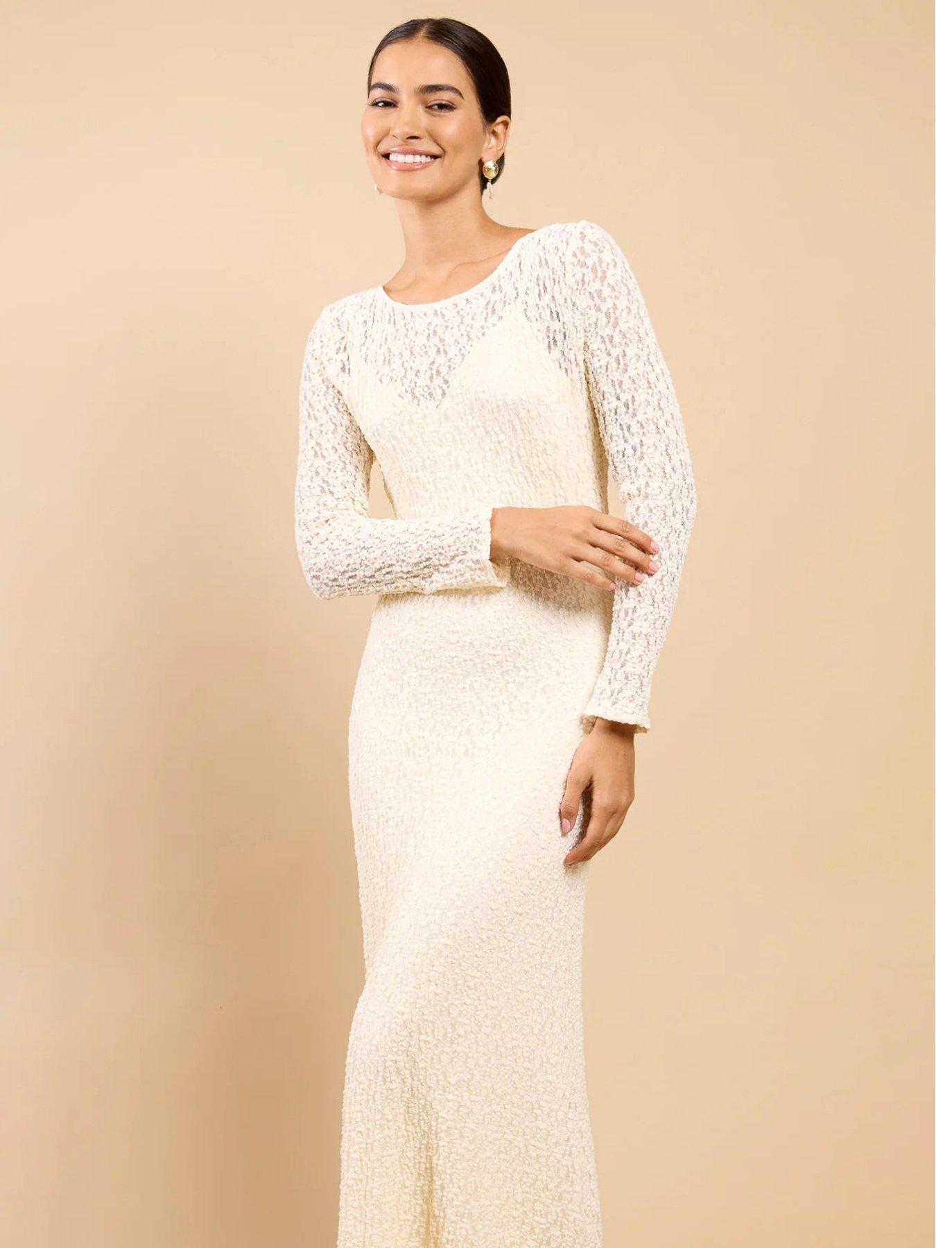 Image 3 of 6 of Little Mistress Textured Lace Midaxi Dress - Cream