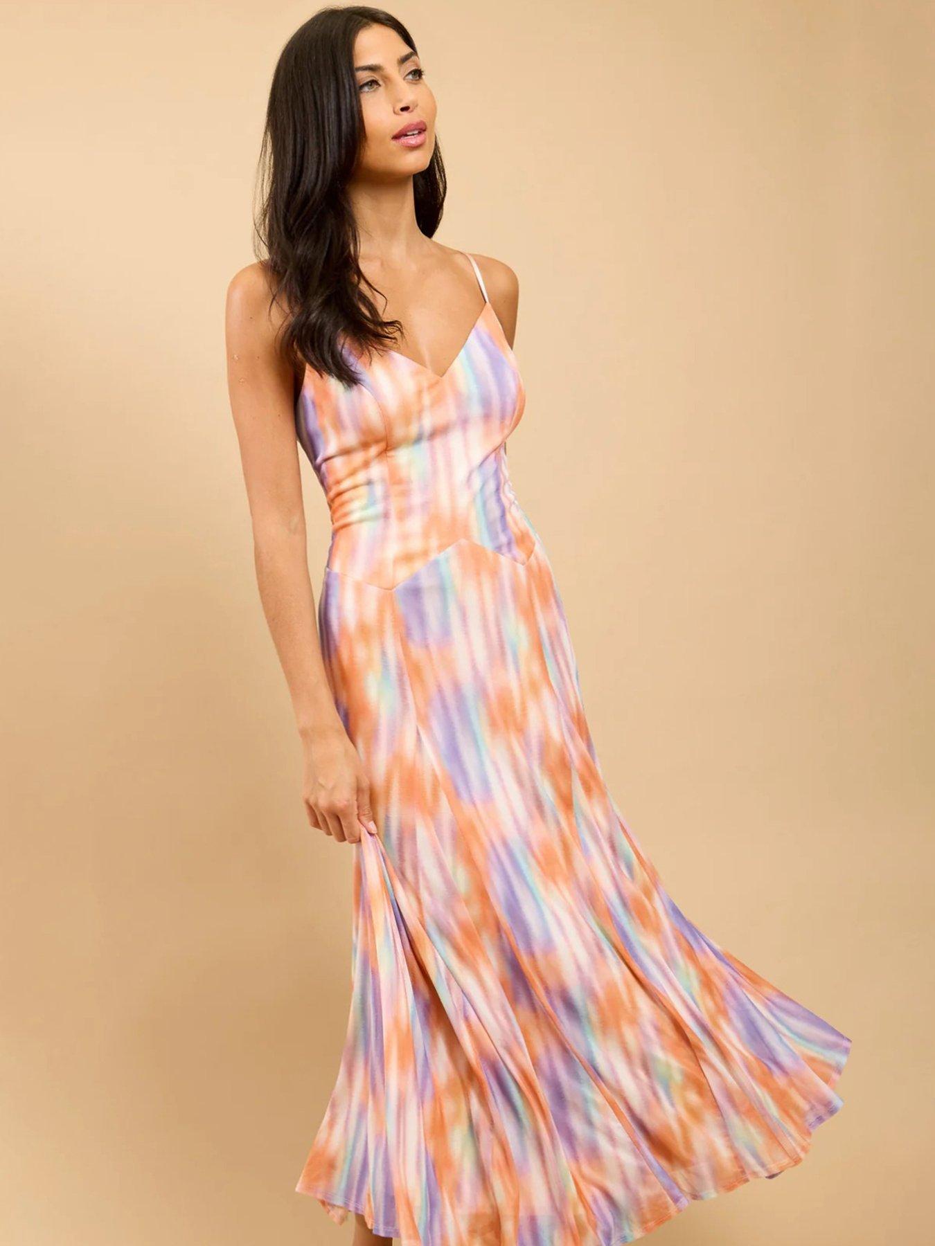 Image 3 of 4 of Little Mistress Blur Print Maxi Dress - Multi