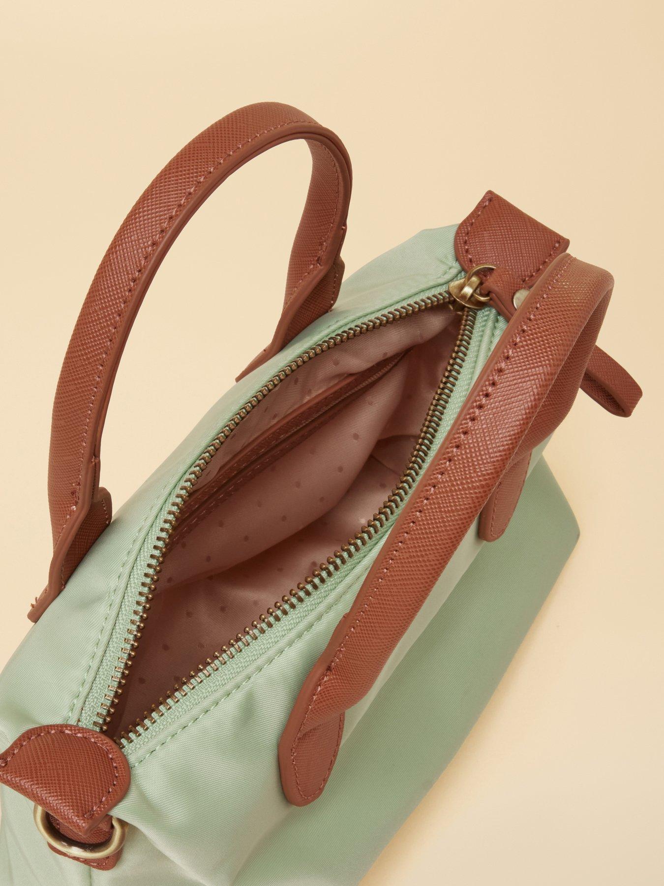 Image 6 of 7 of Joules Edie Mini - Light Green