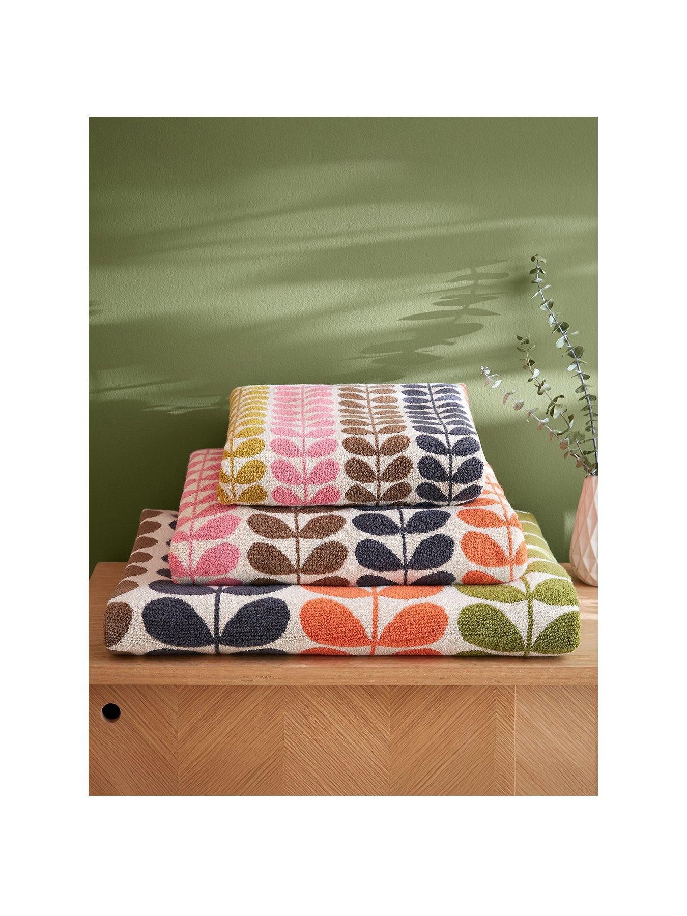 Image 2 of 7 of Orla Kiely Multi Stem 100% Cotton Auburn Towel Collection