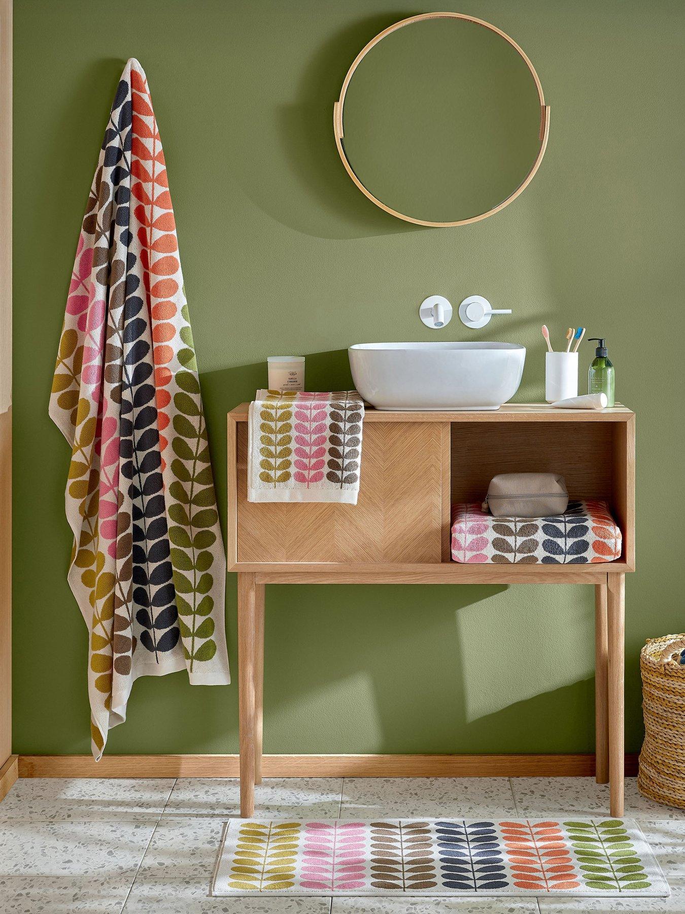 Image 7 of 7 of Orla Kiely Multi Stem 100% Cotton Auburn Towel Collection