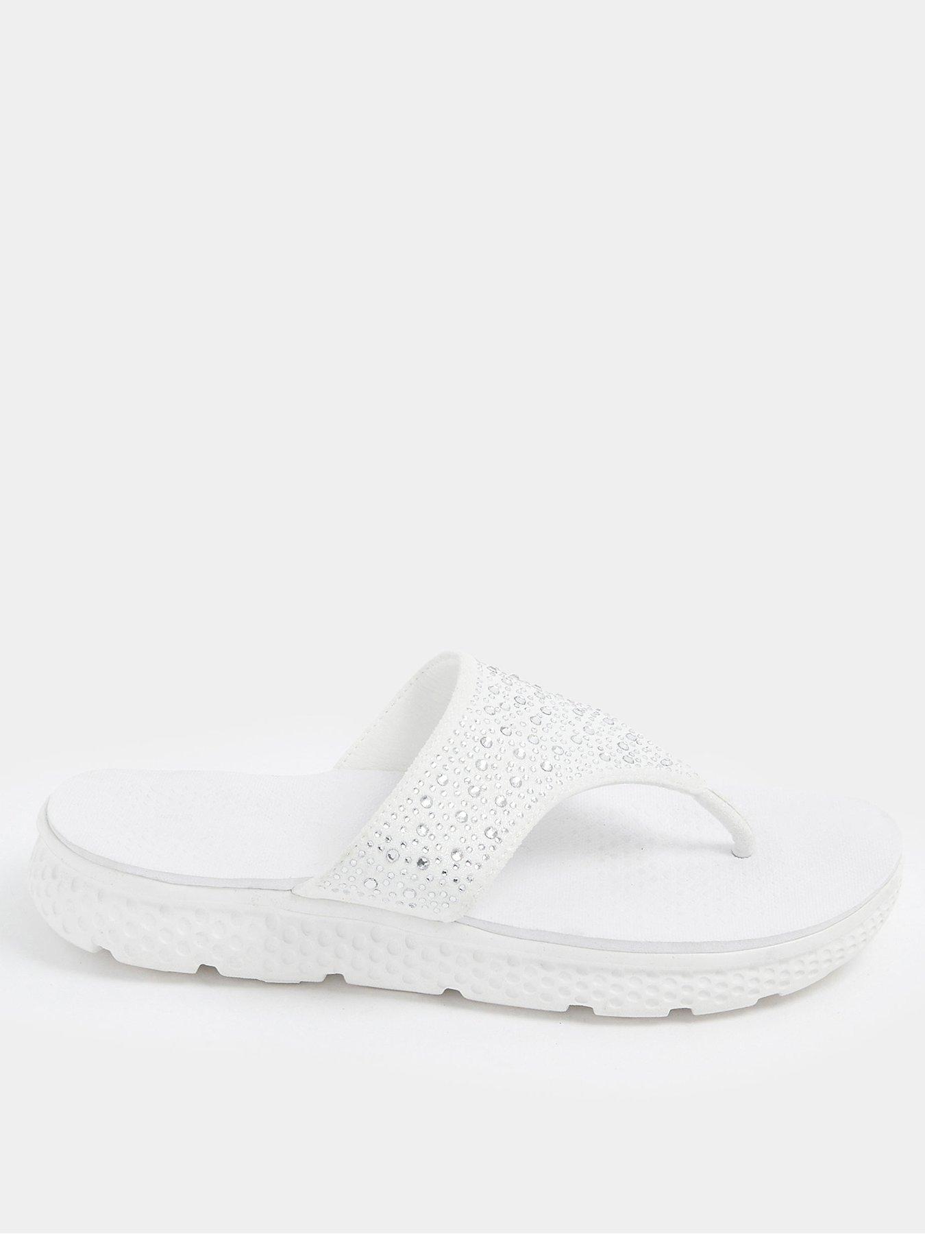 Image 1 of 4 of Yours Curve Wide Fit Glitz Sandals - White