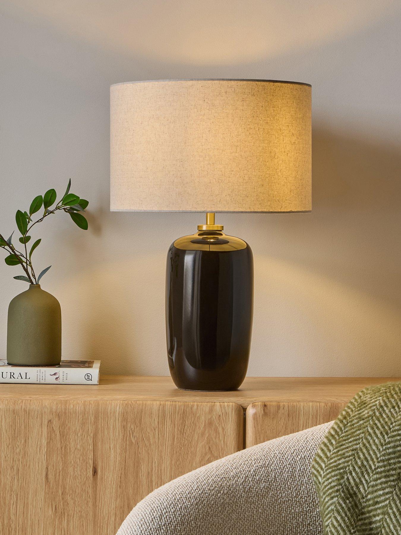 The Very Collection Black Lacquered Ceramic Table Lamp