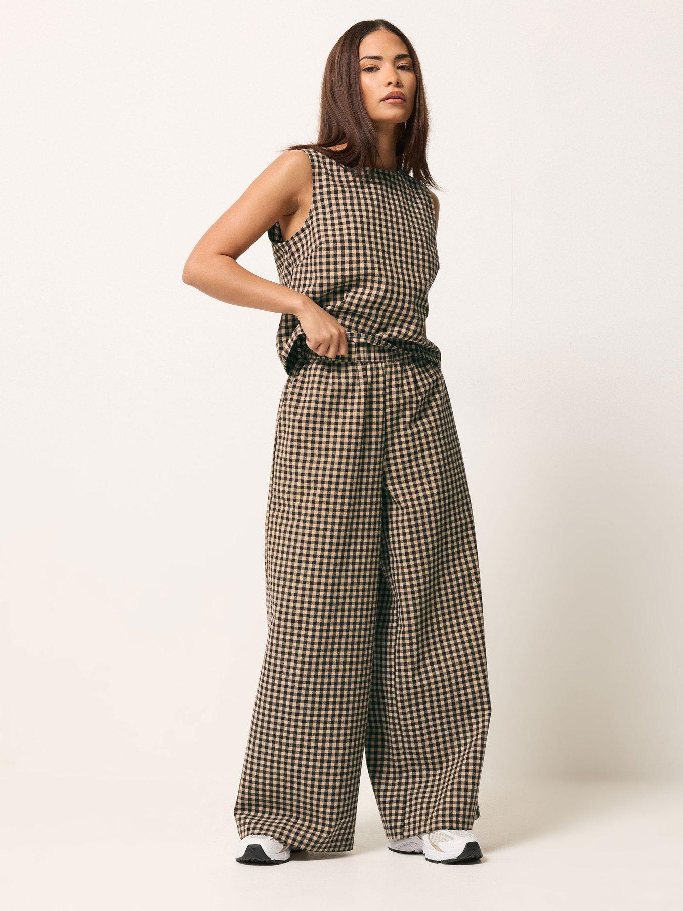 Image 3 of 5 of PixieGirl Petite Gingham Wide Leg Trousers - Brown