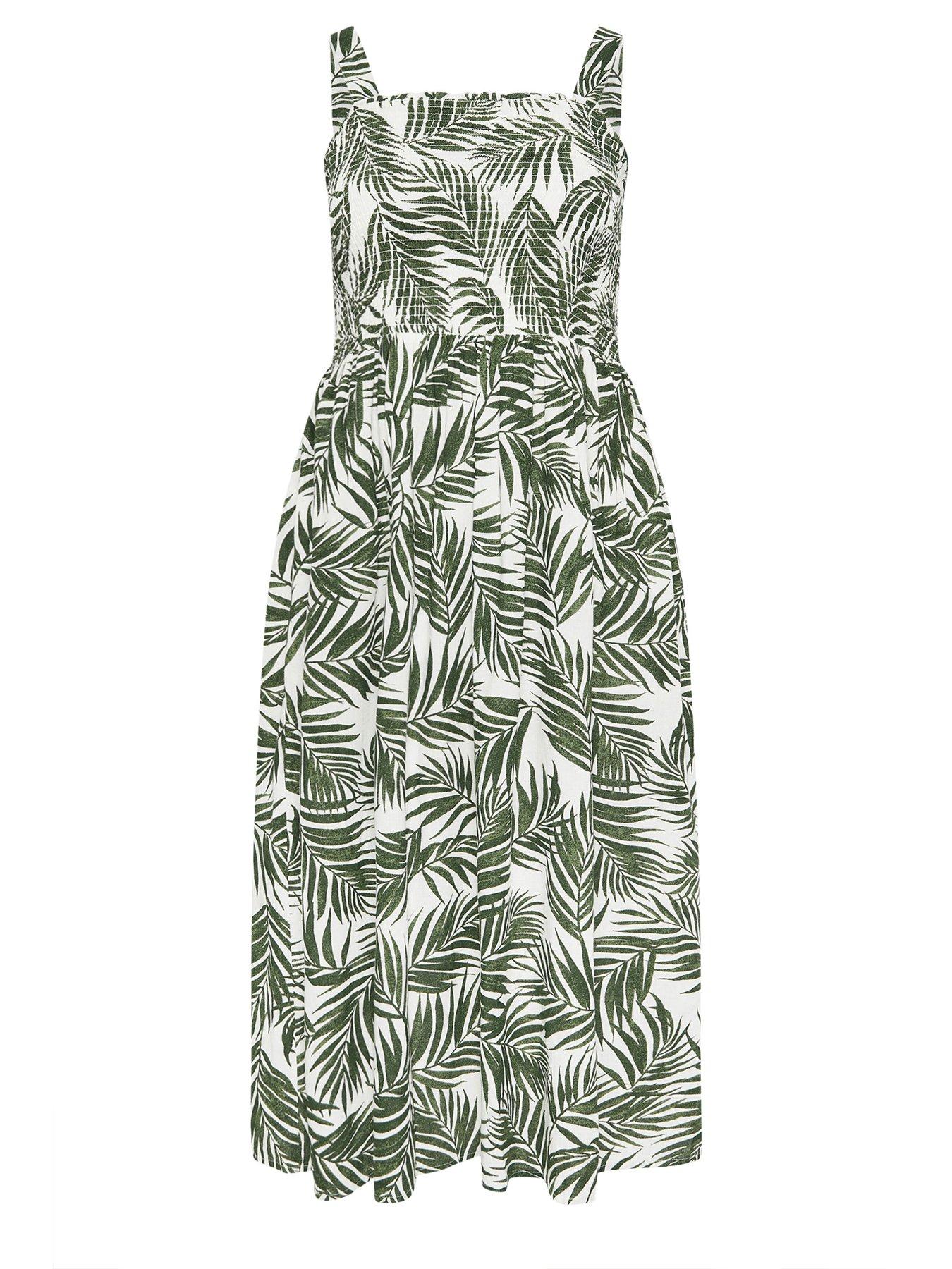 Image 5 of 5 of Yours Curve Linen Shirred Maxi Dress - Green