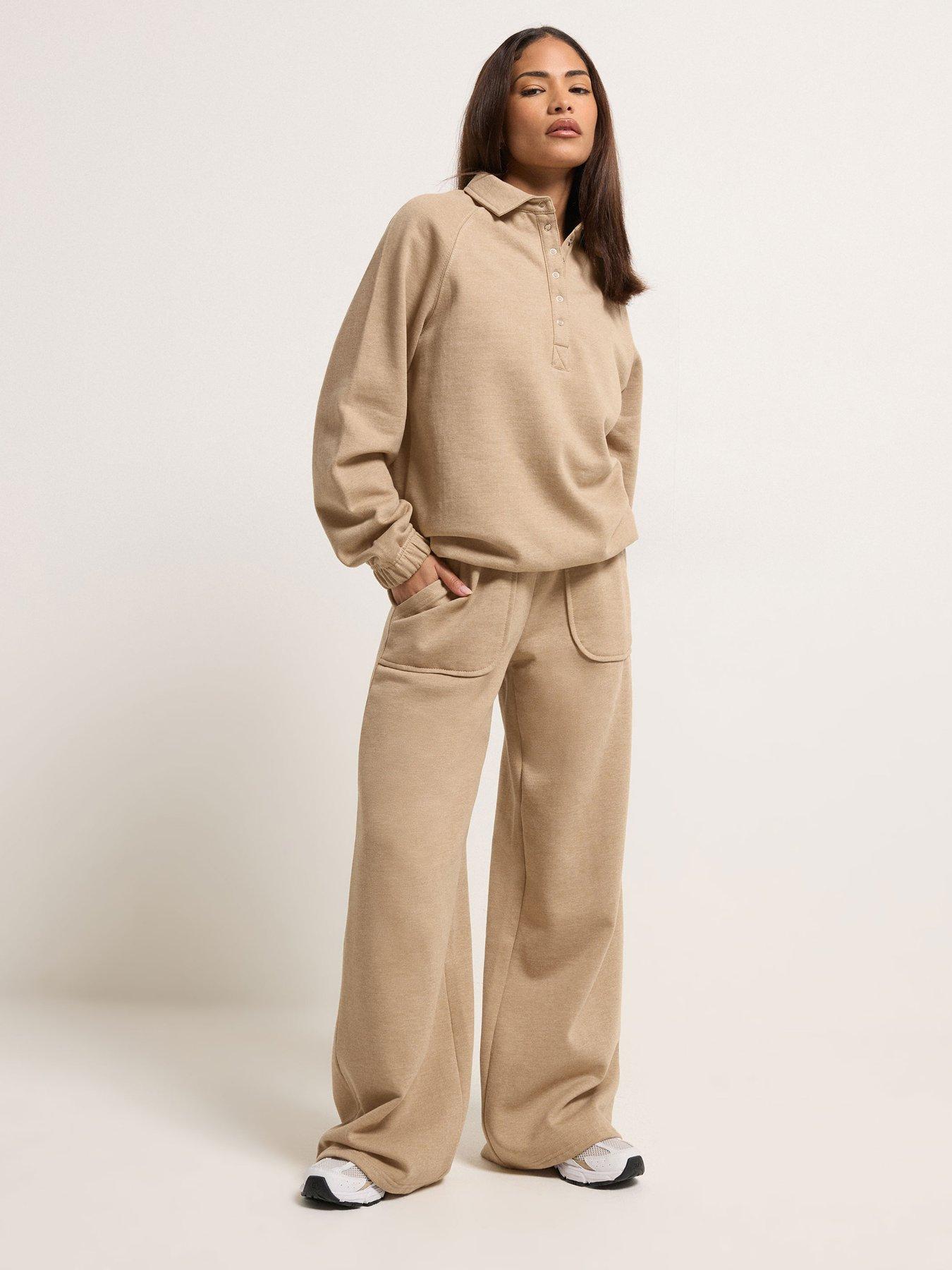 image of pixiegirl-petite-collar-sweatshirt-cream