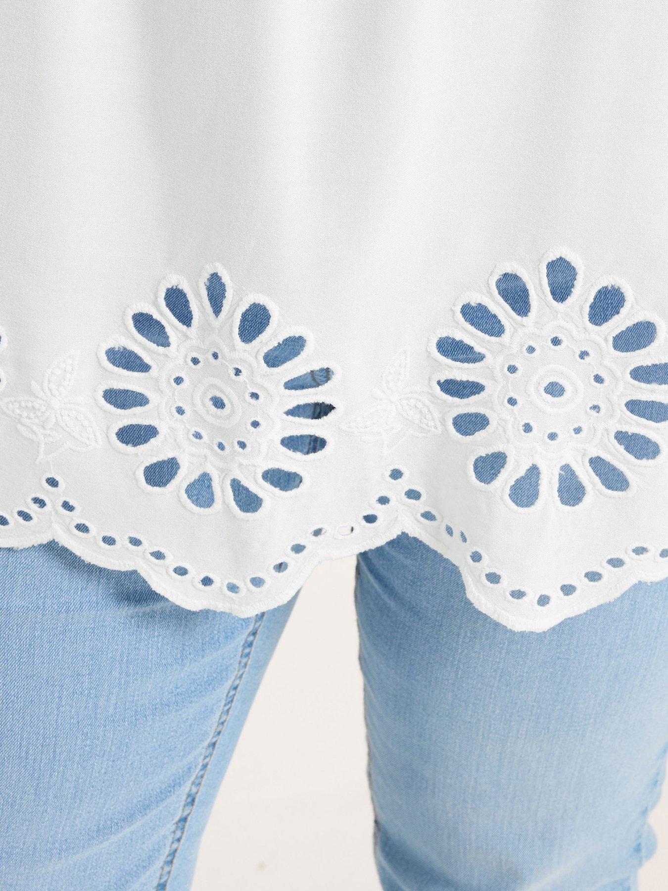  image of yours-curve-broderie-hem-vest-white