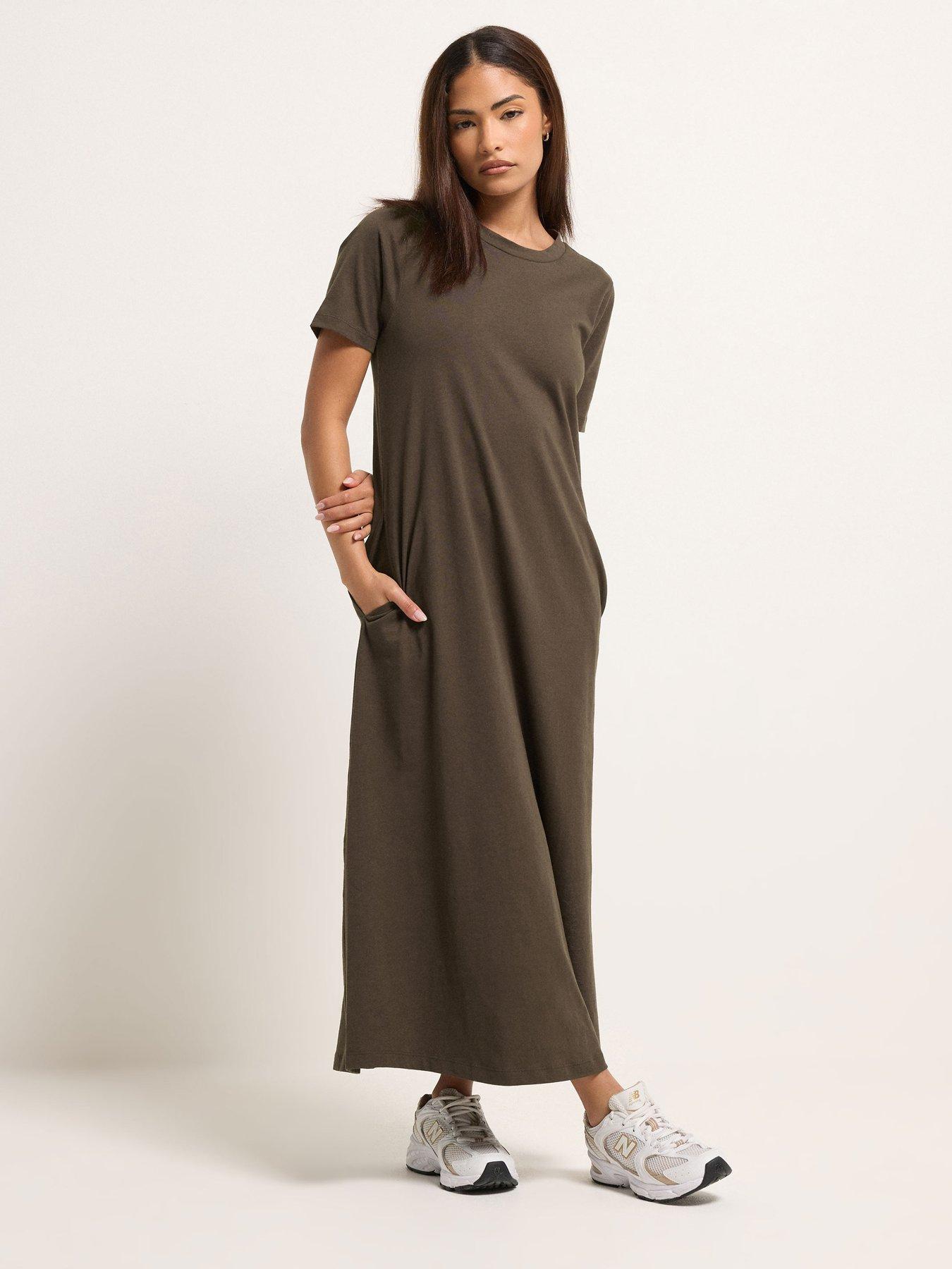 PixieGirl Petite Short Sleeve T-shirt Maxi Dress