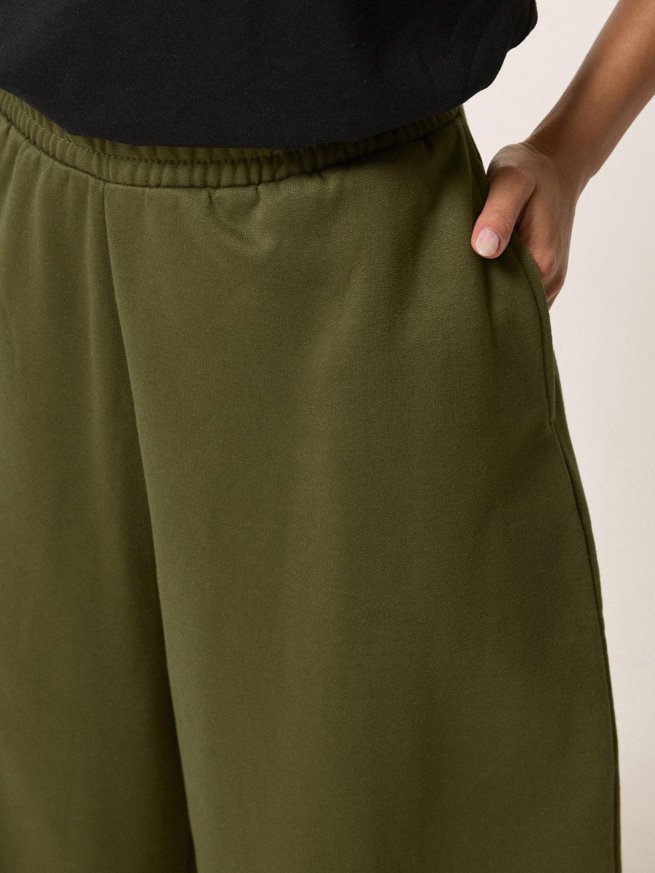 Image 4 of 5 of PixieGirl Petite Balloon Brushed Joggers - Green