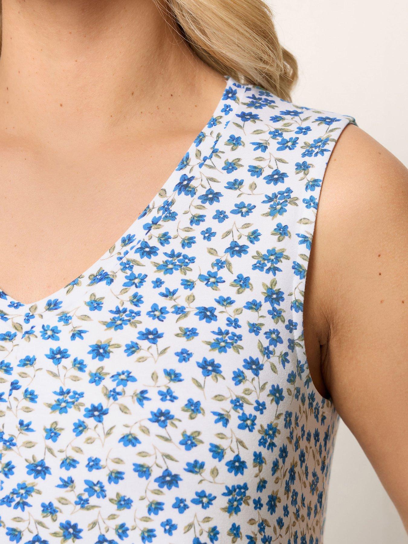  image of yours-curve-pleat-front-vest-white