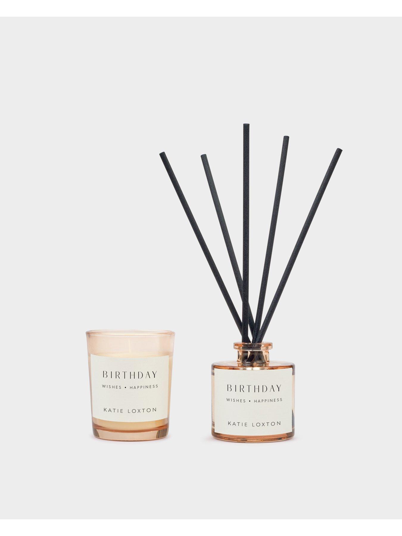 Image 2 of 6 of Katie Loxton MINI VOTIVE AND MINI REED DIFFUSER GIFT SET | HAPPY BIRTHDAY | Peach Rose and Sweet Mandarin | 12.7cm x 19.7cm x 6cm