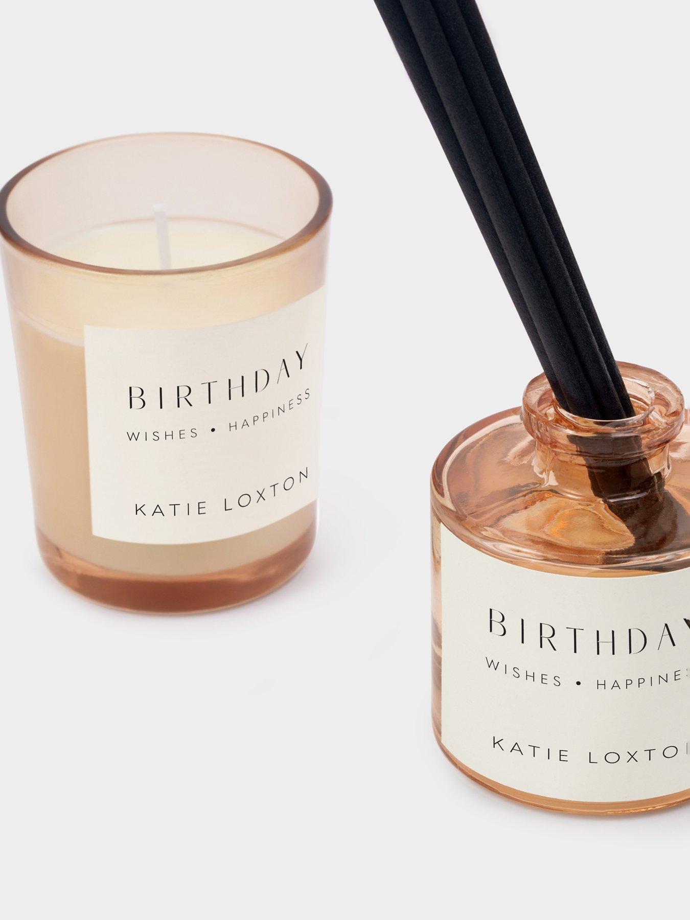 Image 3 of 6 of Katie Loxton MINI VOTIVE AND MINI REED DIFFUSER GIFT SET | HAPPY BIRTHDAY | Peach Rose and Sweet Mandarin | 12.7cm x 19.7cm x 6cm