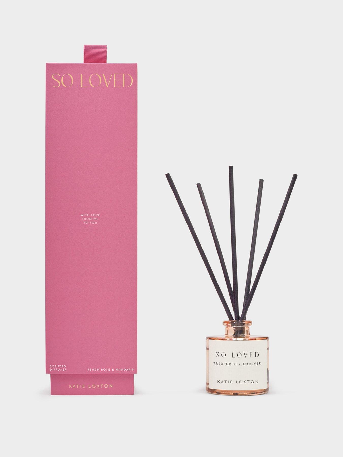 Katie Loxton SENTIMENT REED DIFFUSER | SO LOVED | Peach Rose and Sweet Mandarin | 8.2cm x 6.4cm x 6.4cm