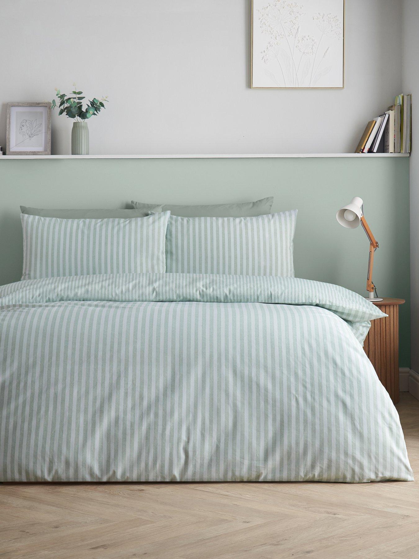 Image 3 of 6 of Catherine Lansfield Epping Textured Stripe Green Duvet Set