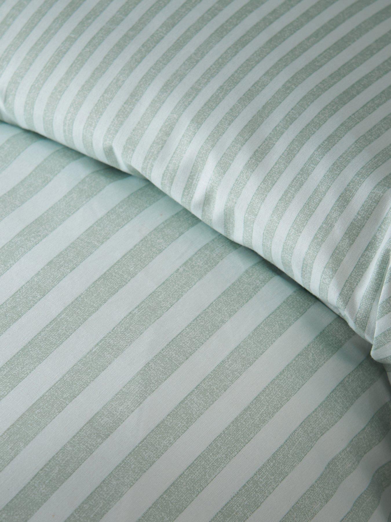 Image 6 of 6 of Catherine Lansfield Epping Textured Stripe Green Duvet Set