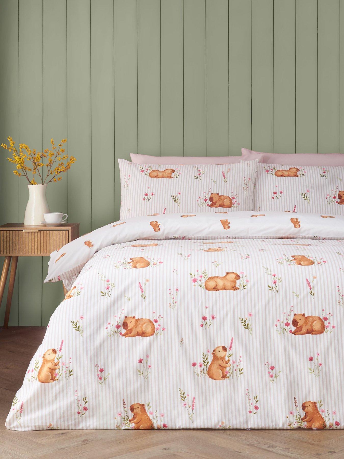 Image 1 of 5 of Catherine Lansfield Happy Capybara Natural Single Duvet Set
