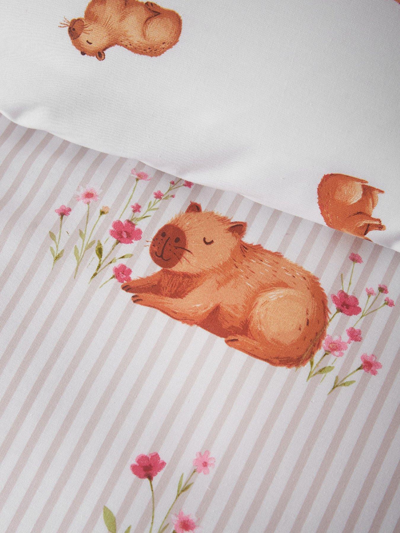 Image 5 of 5 of Catherine Lansfield Happy Capybara Natural Single Duvet Set