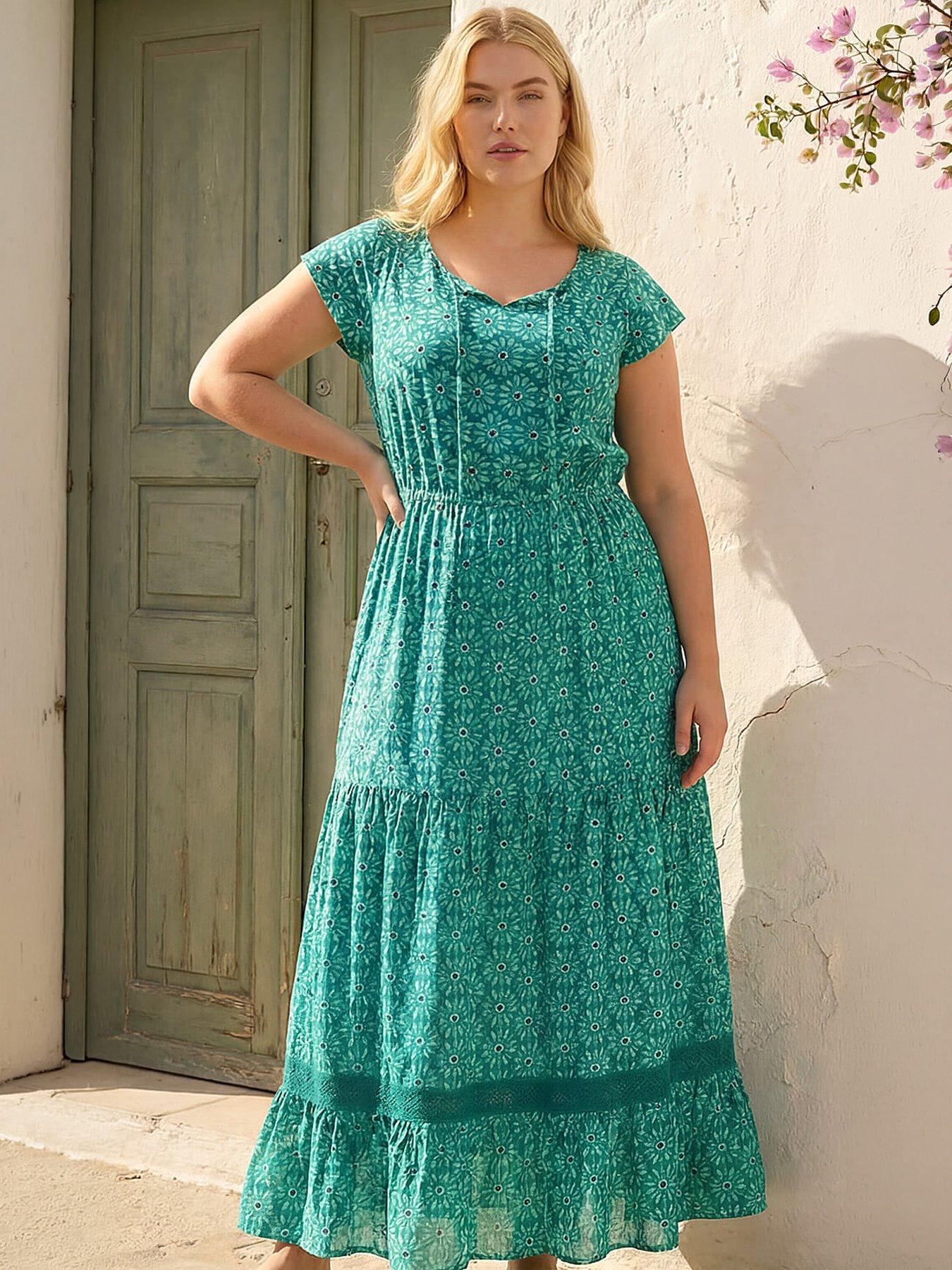 Roman Curve Floral Print Midi Dress