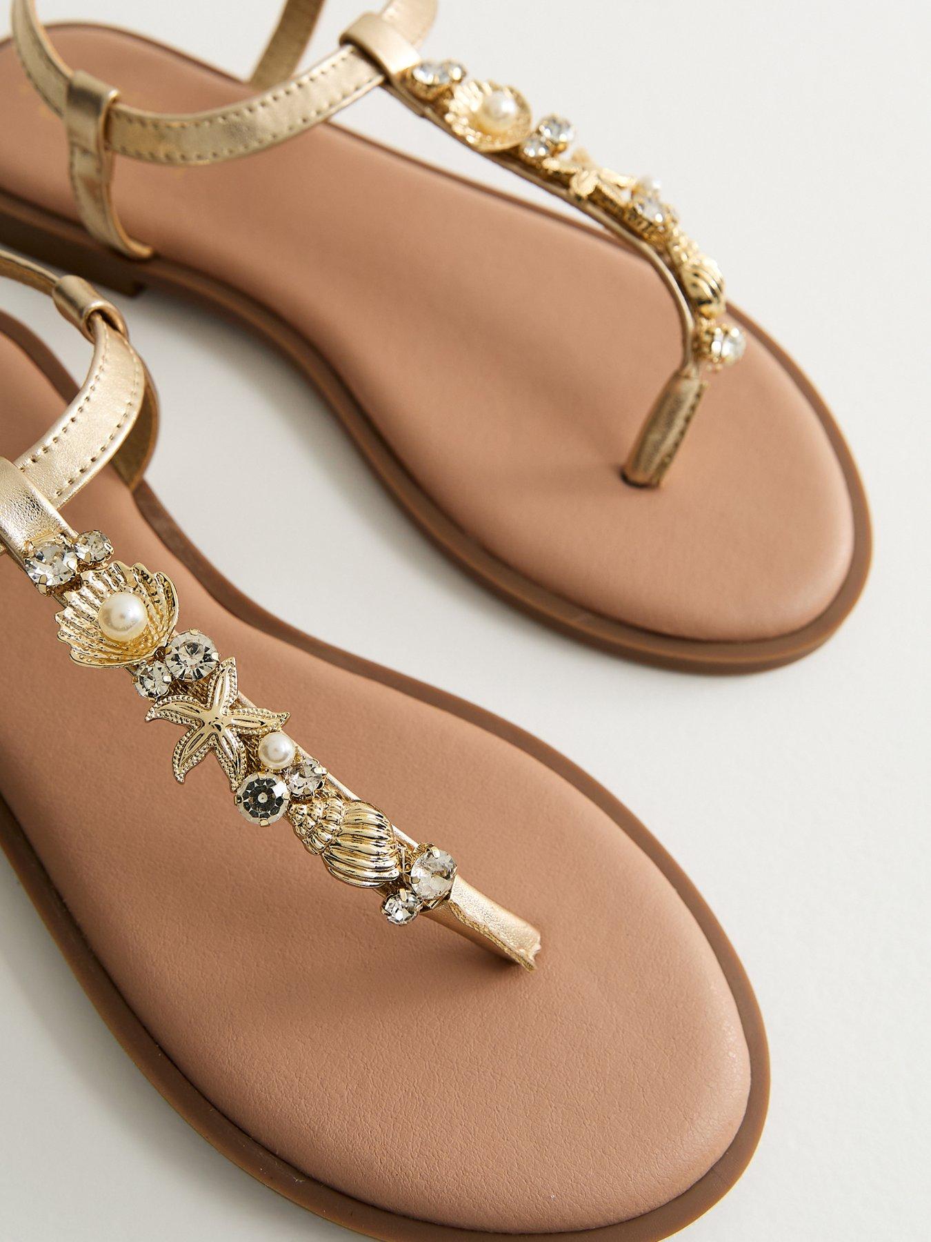 Image 5 of 5 of New Look Shell And Starfish Charm Sandals - Gold