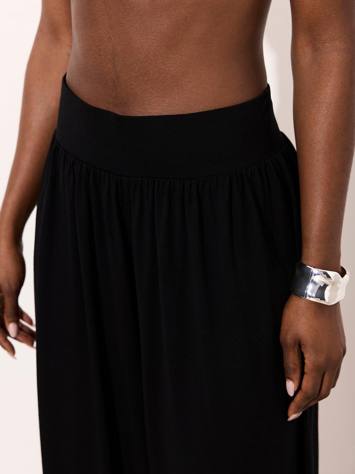  image of mint-velvet-balloon-trouser-black