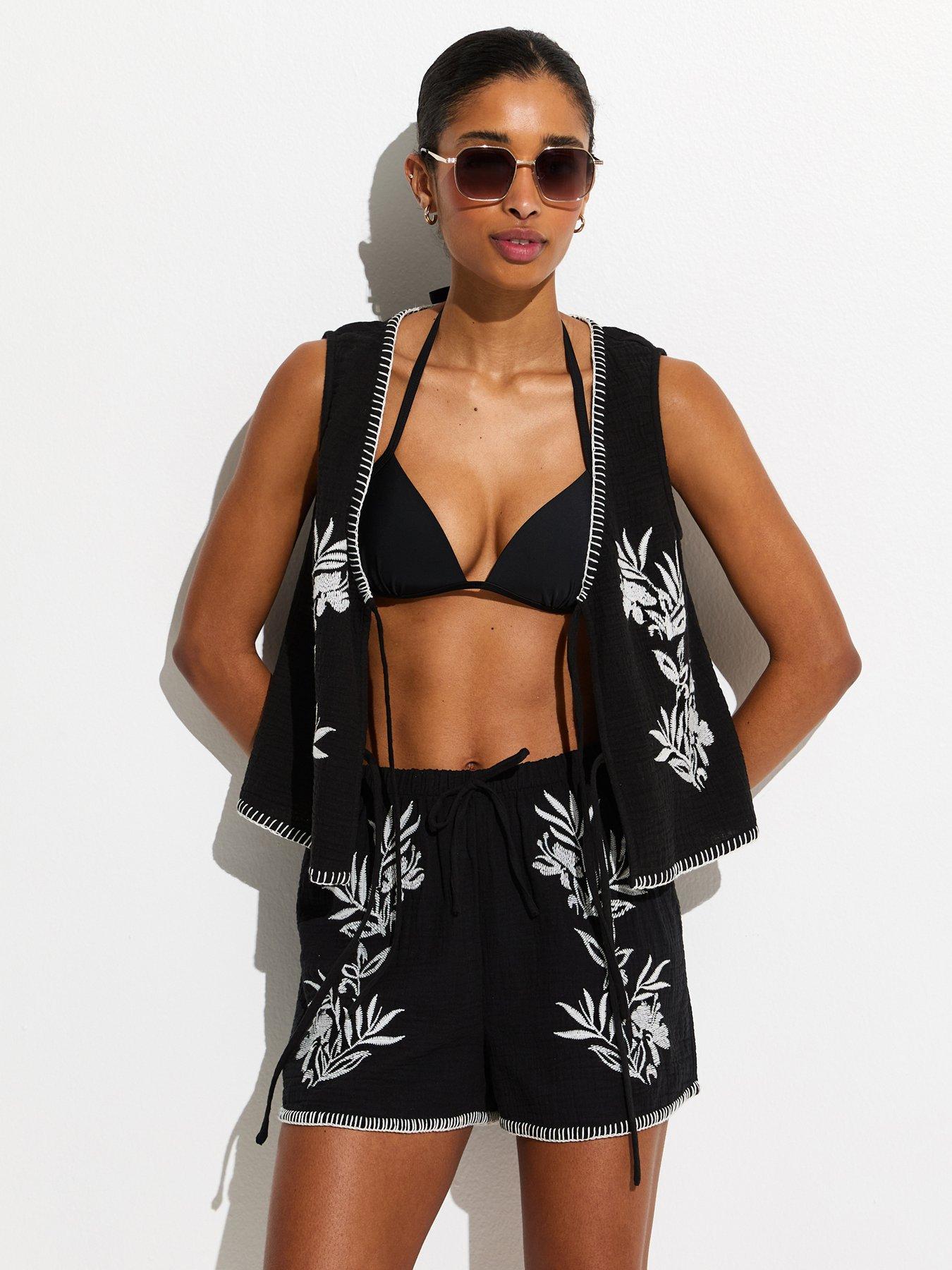 New Look Palm Embroidered Waistcoat - Black