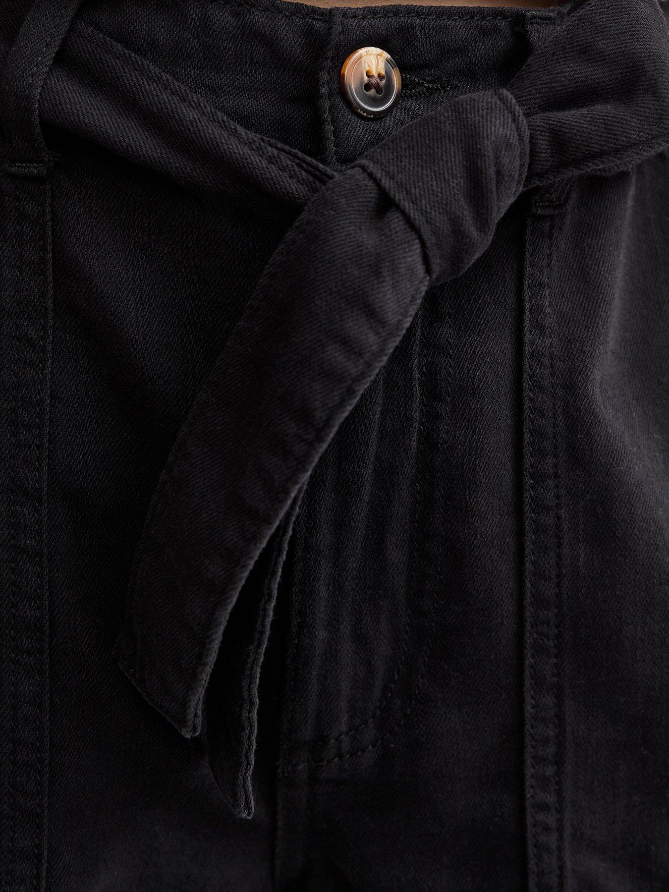 Image 5 of 5 of New Look Cotton Twill Cargo Shorts - Black