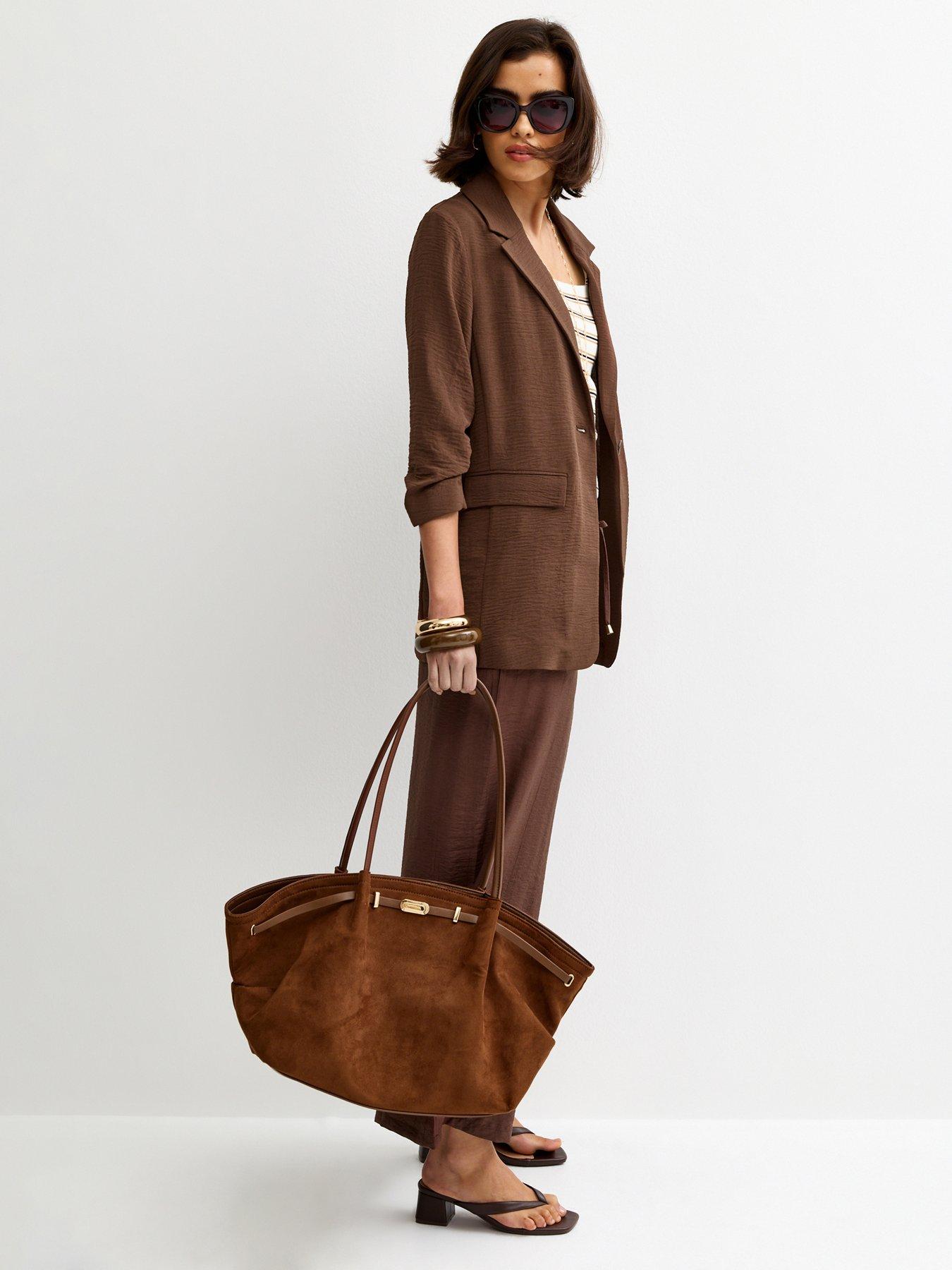 Image 4 of 6 of New Look Ruched Sleeve Blazer - Dark Brown