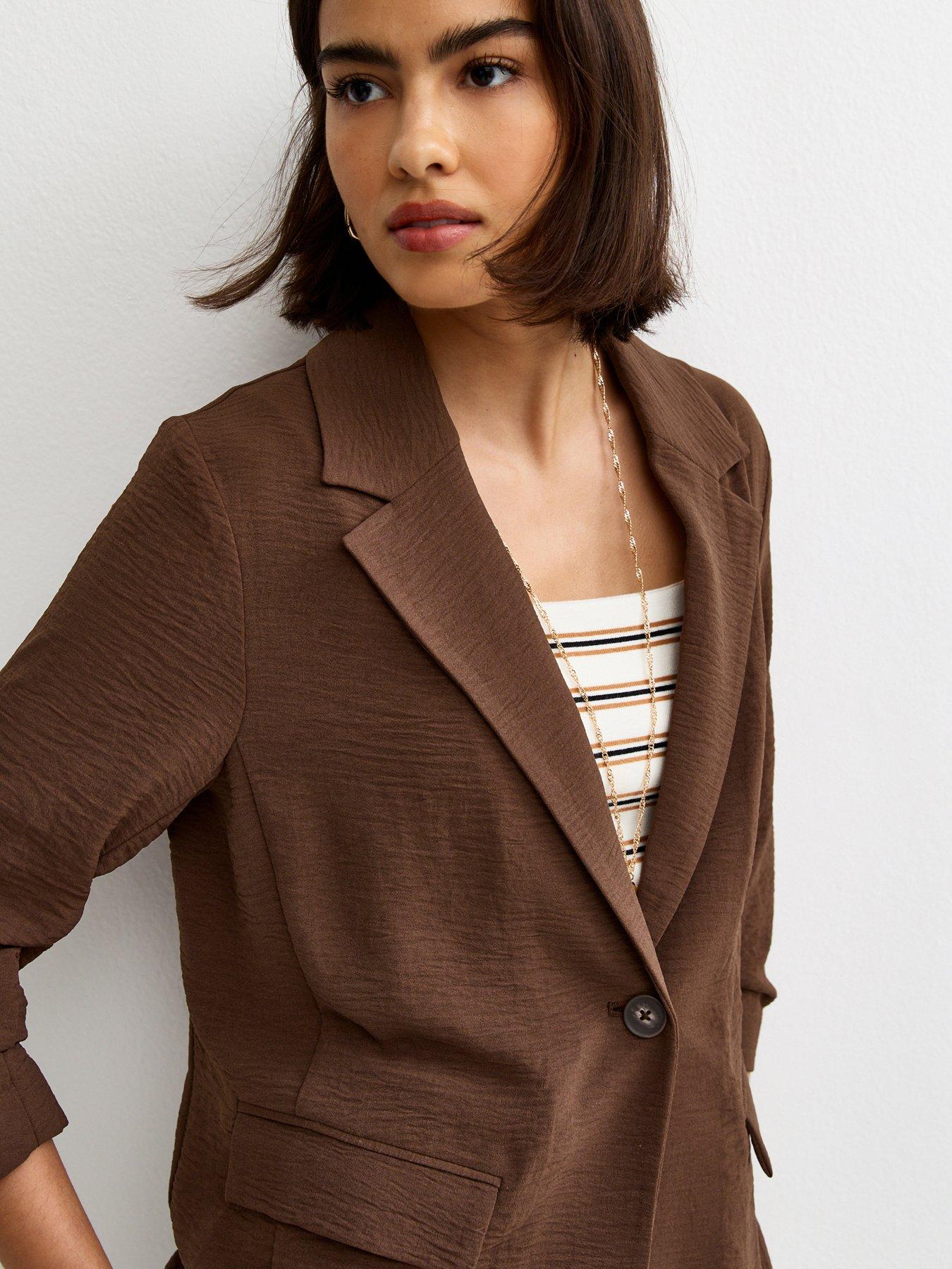 Image 5 of 6 of New Look Ruched Sleeve Blazer - Dark Brown