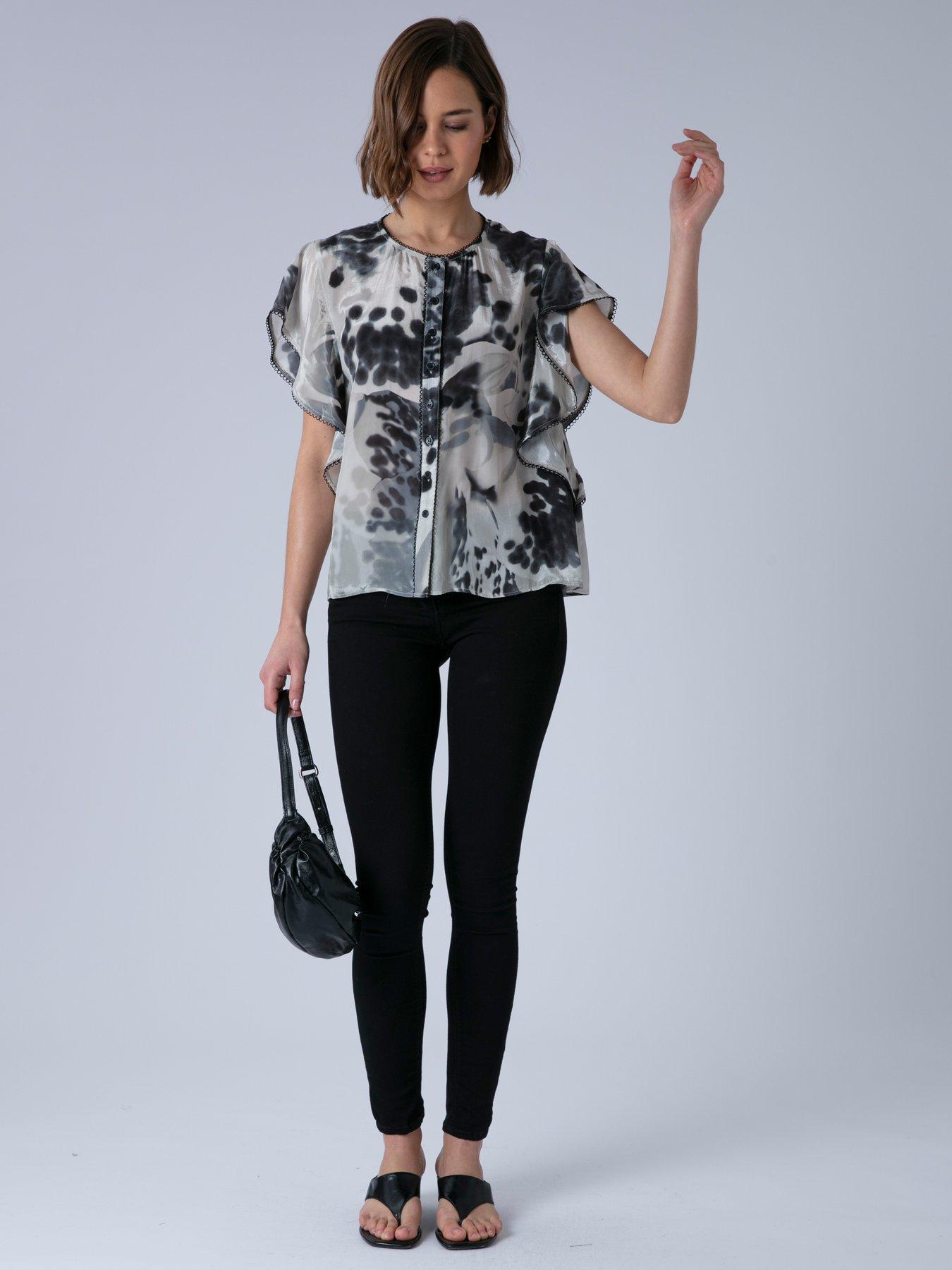 image of religion-ara-loose-fitting-blouse-black