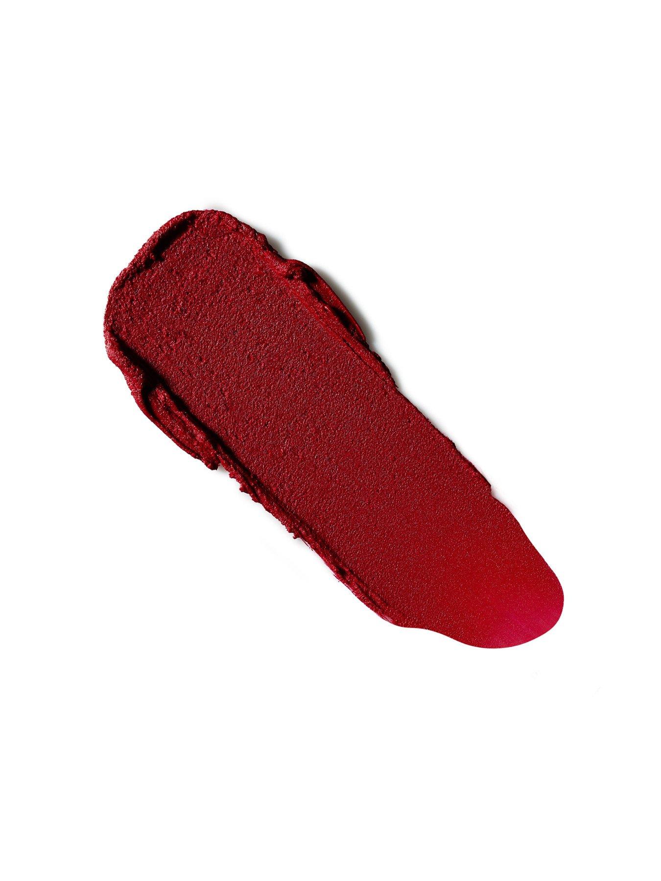  image of loreal-paris-colour-riche-blurred-matte-lipstick-soft-matte-blurred-finish