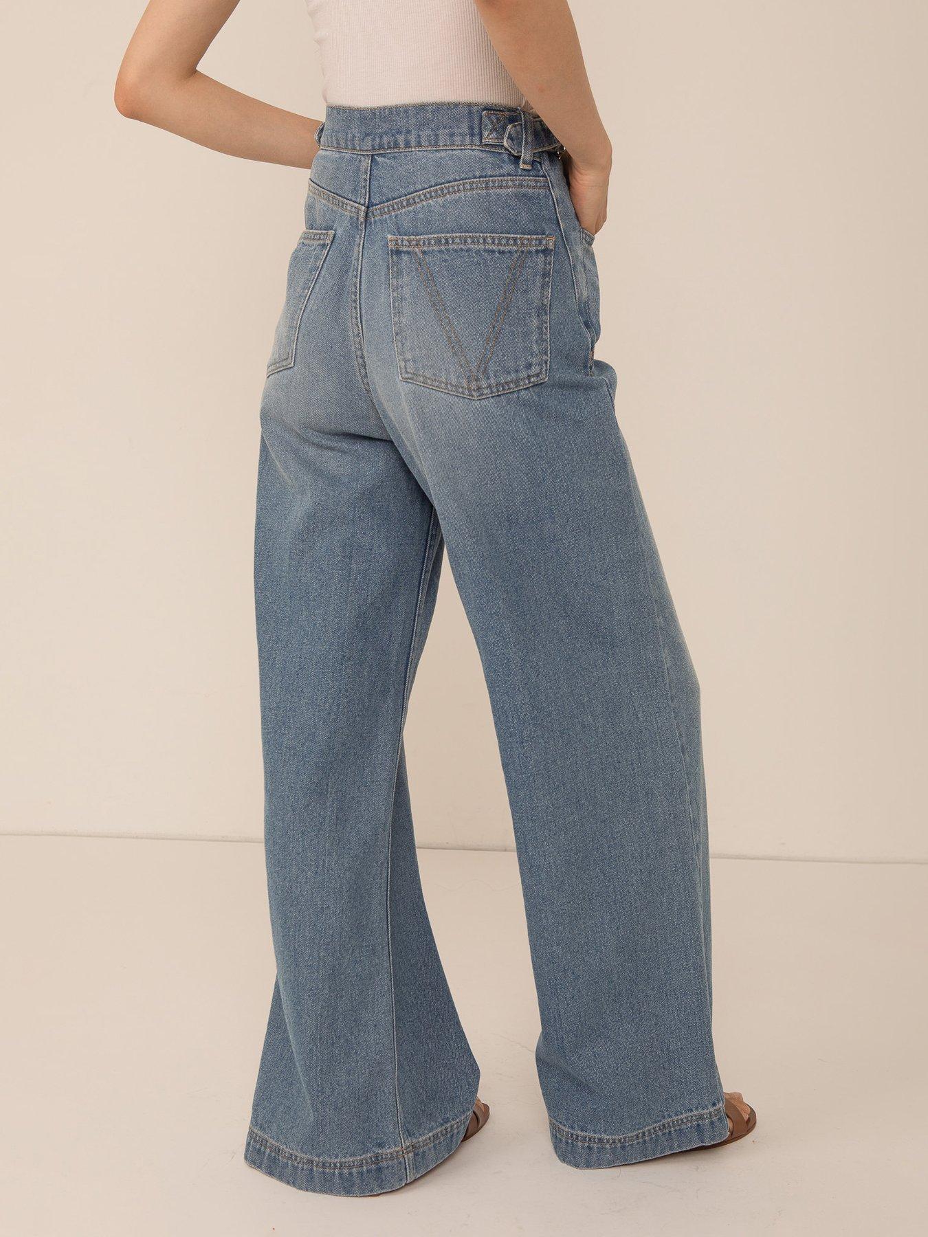 Image 2 of 4 of Vi.ve.re Lea Wide Leg Jeans - Light Blue