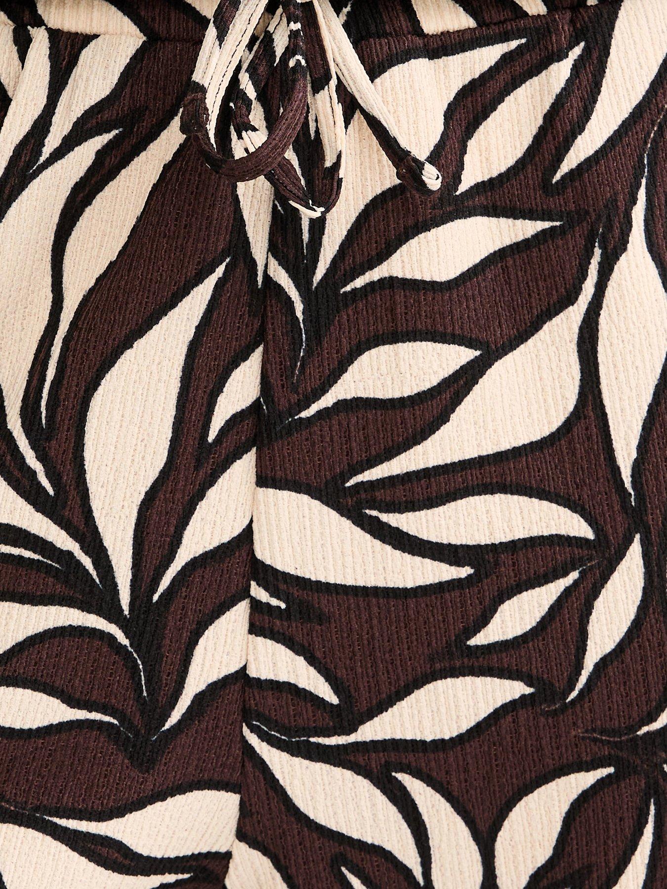 Image 5 of 5 of New Look Brown Leaf Print Crinkle Texture Wide Leg Trousers