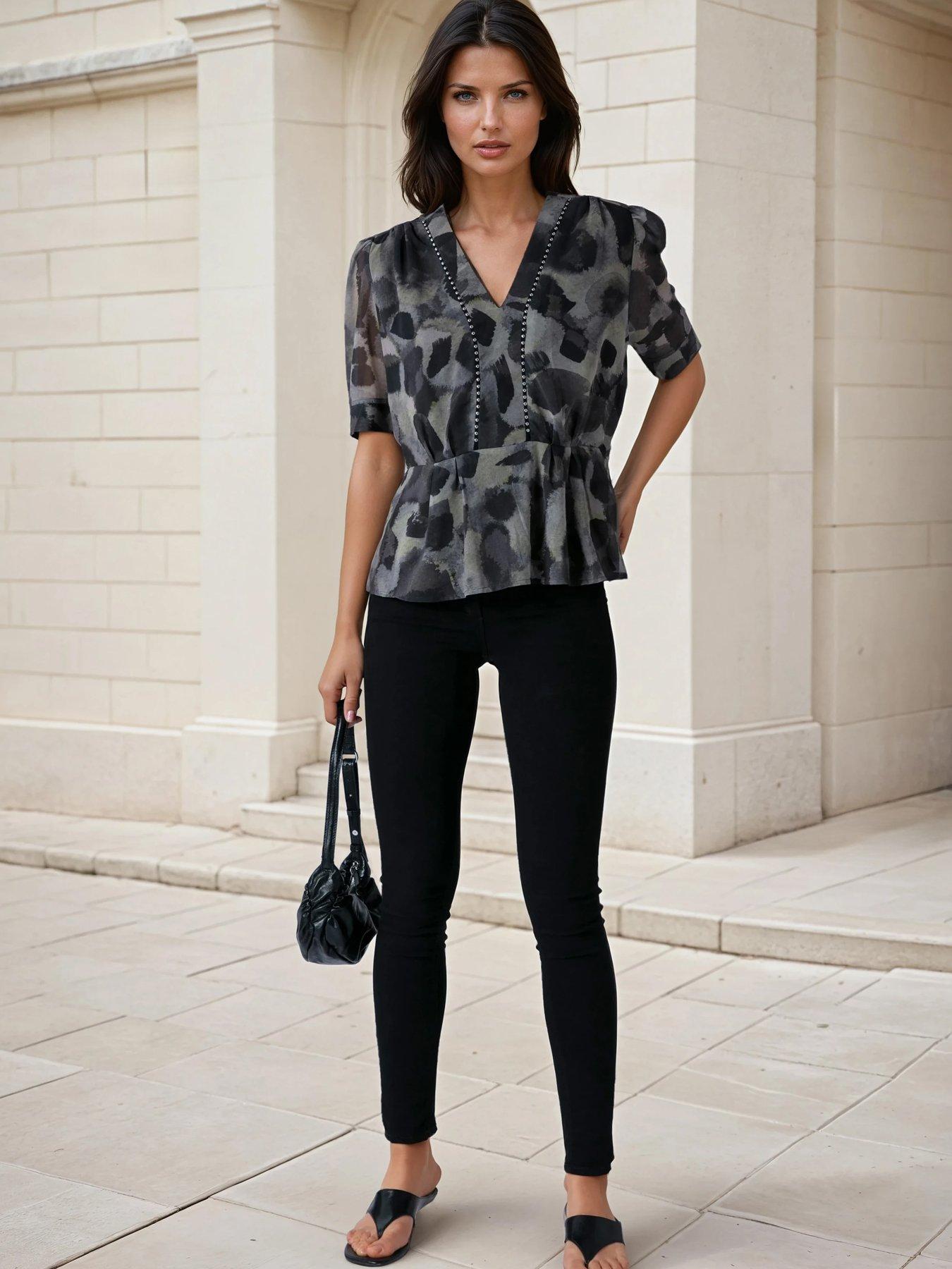 Image 3 of 7 of Religion Violet V-neck Top