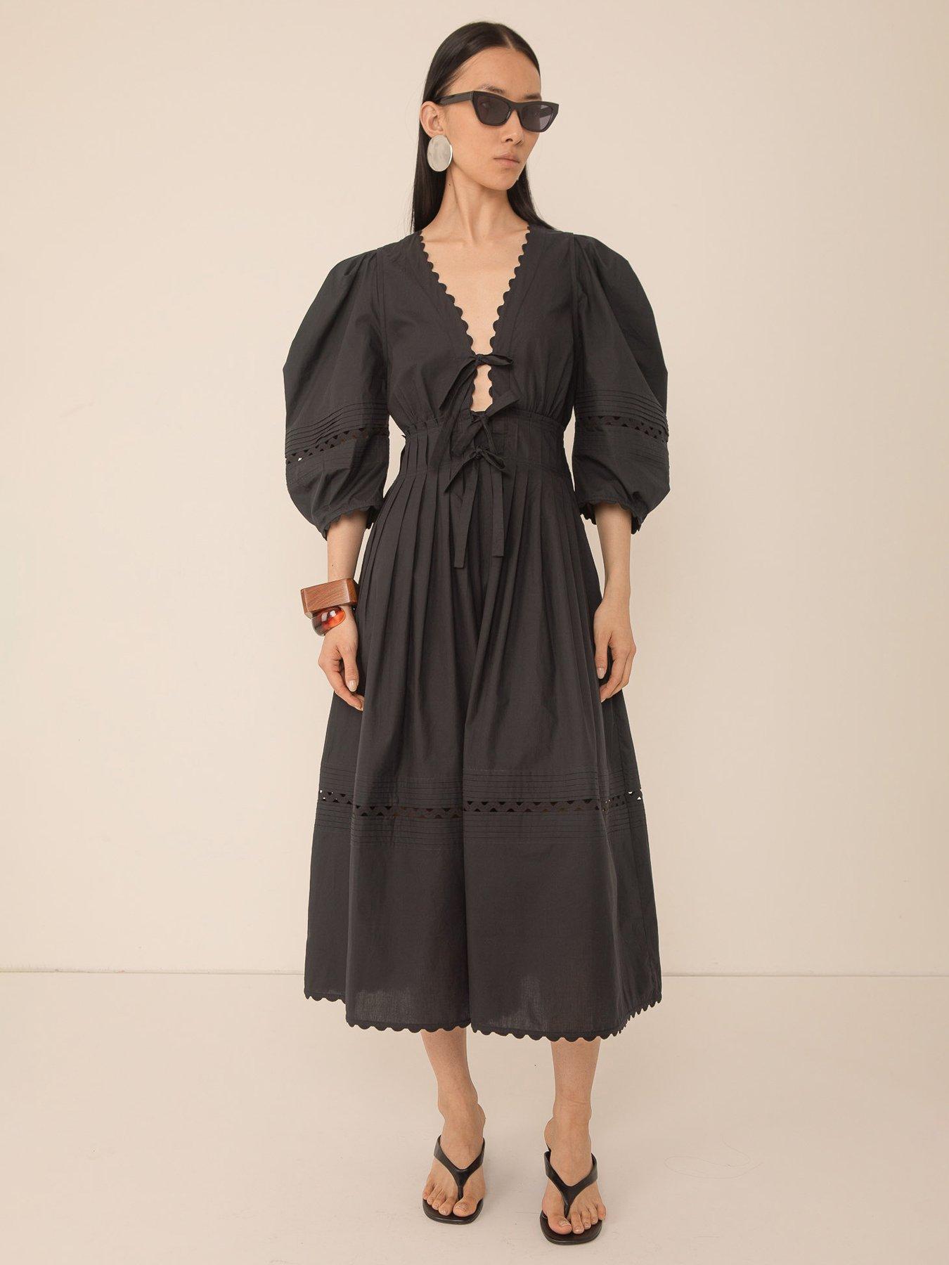 Vi.ve.re Pilar Pleat Midi V-Neck Dress - Black