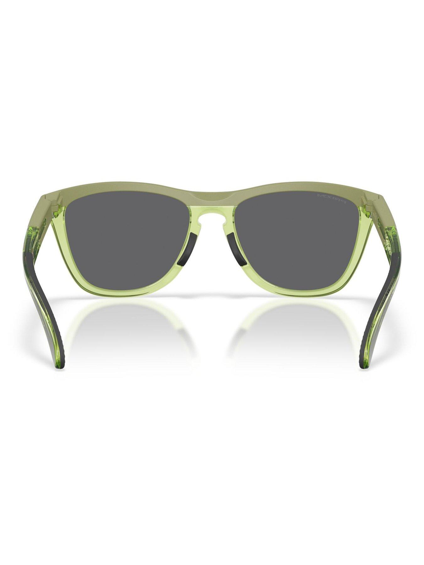 Image 3 of 5 of Oakley 0Oo9503 Round Sunglasses - Green