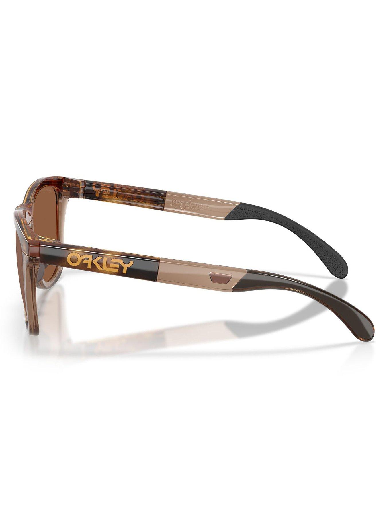  image of oakley-frogskins-range-xl-round-sunglasses-brown