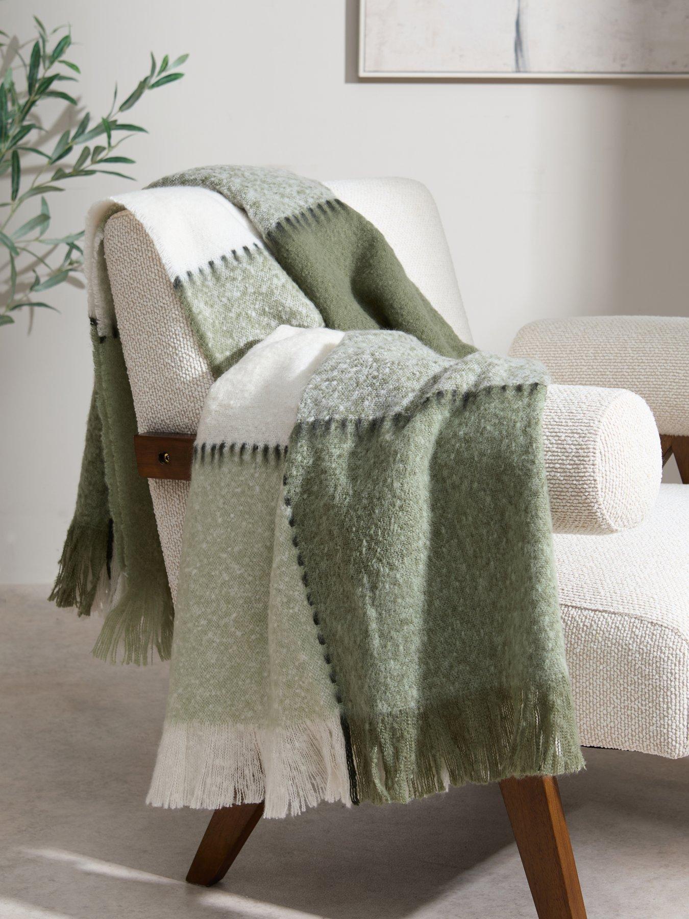 The Very Collection Cabin Check Super Soft Throw
