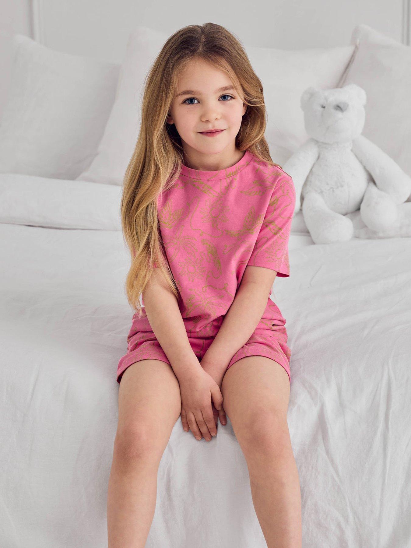 Image 4 of 7 of CHELSEA PEERS Kids Mini Me Fiesta Graphic Shorty Pyjamas - Pink