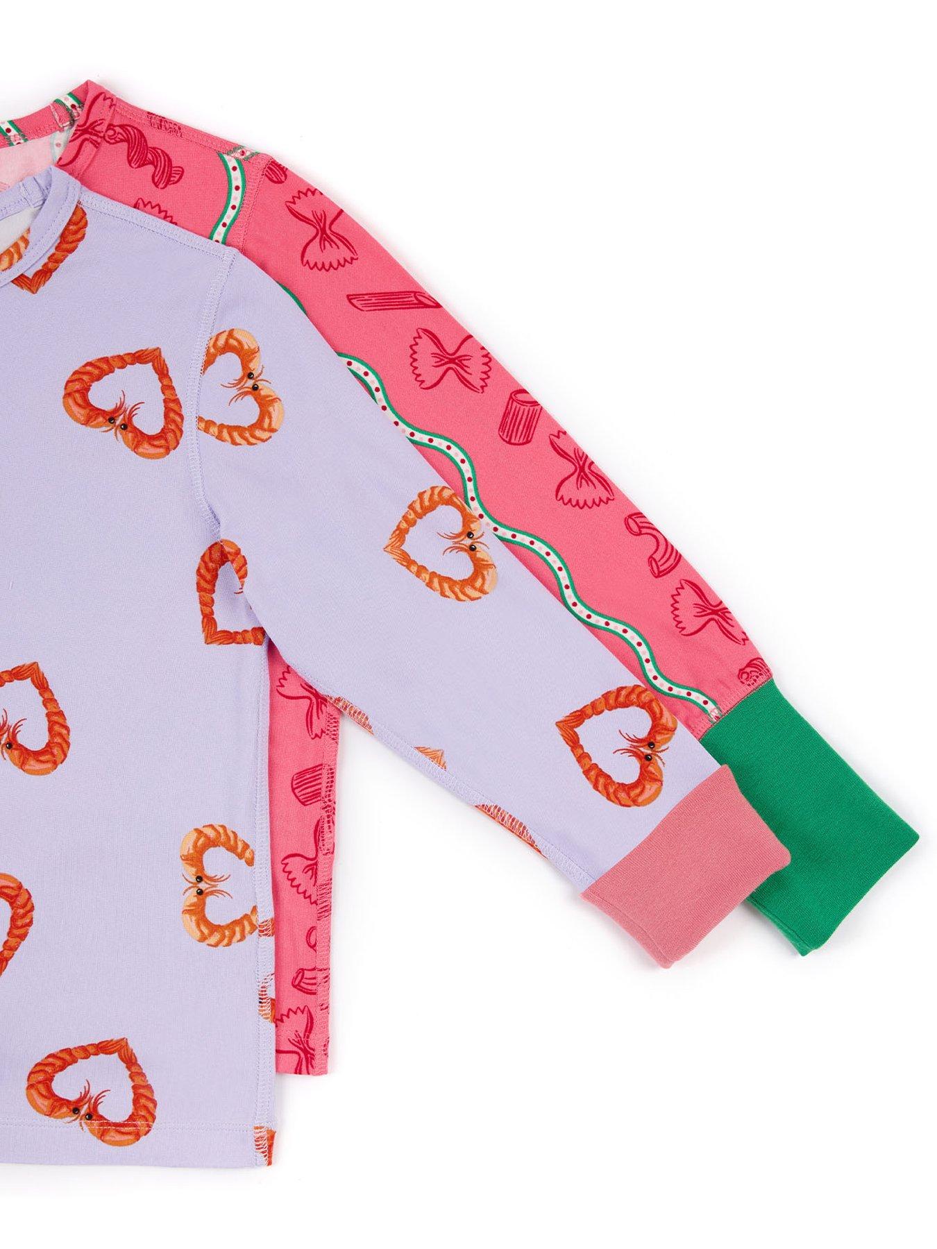 Image 4 of 5 of CHELSEA PEERS Kids 2 Pack Pasta Stripe / Shrimp Heart Print Long Pyjama Sets - Pink