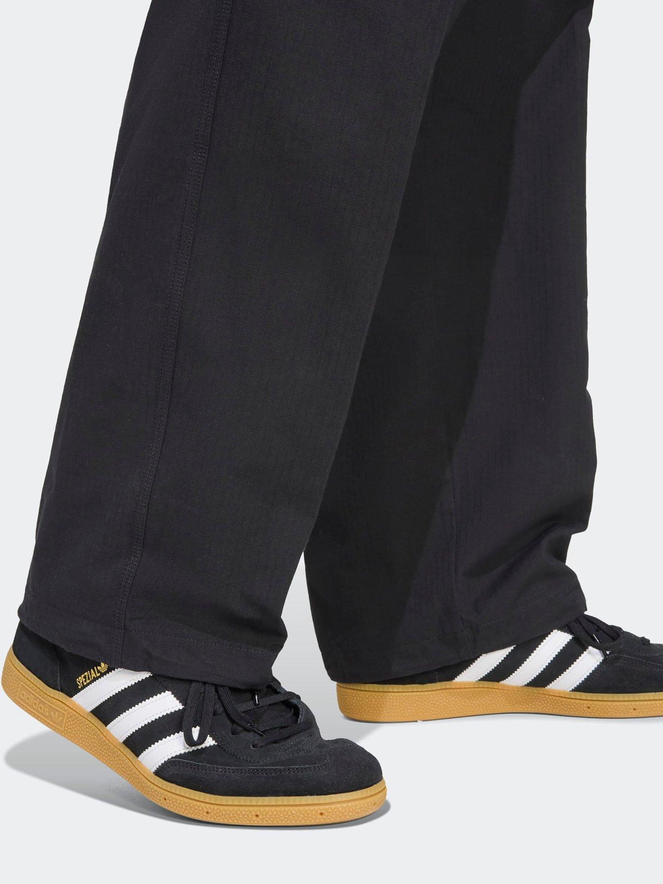 Image 5 of 6 of adidas Originals Men's Woven Cargo Pants - Black
