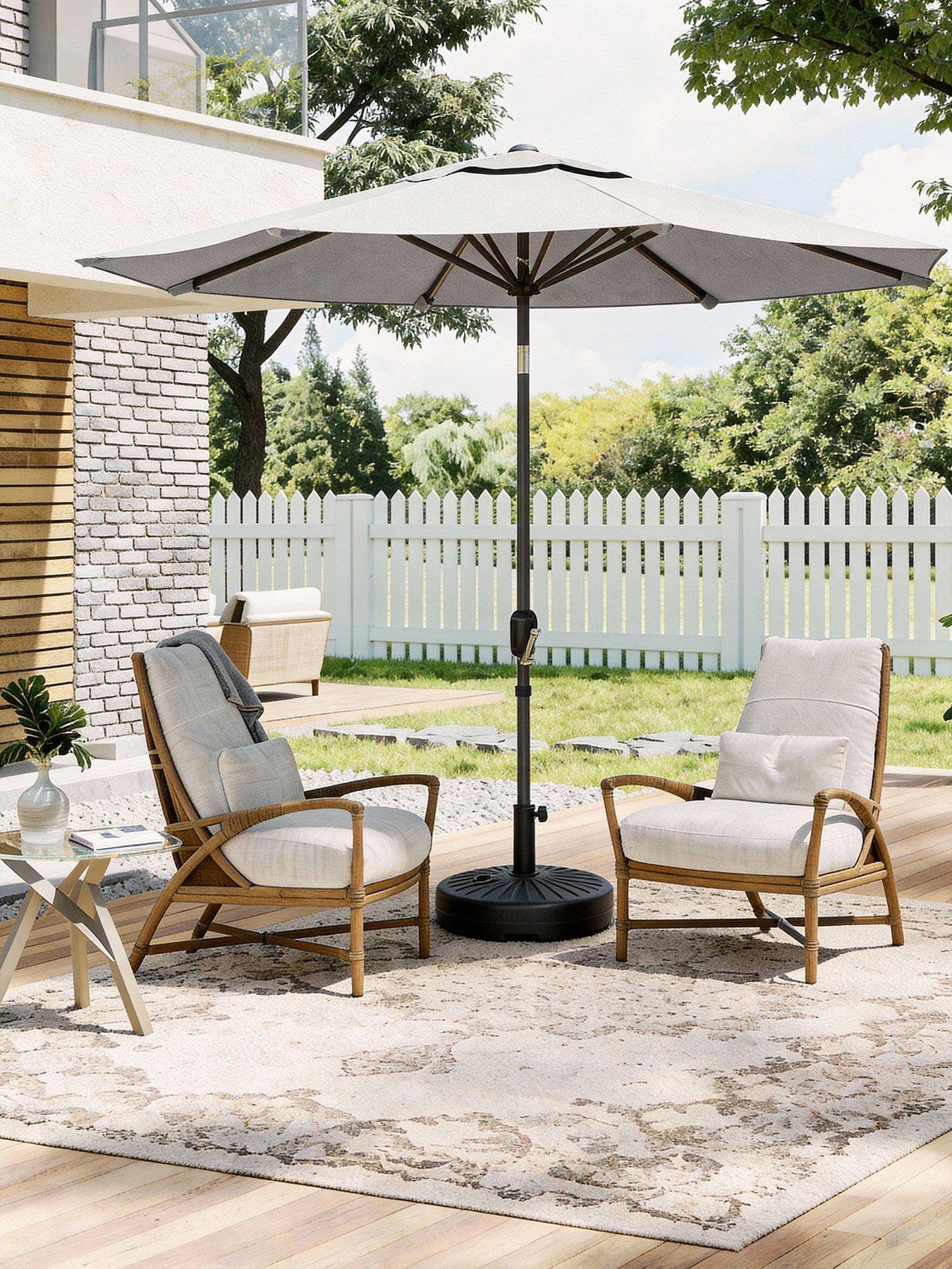 Living and Home 3M Garden Parasol with Round Fillable Base Light Grey