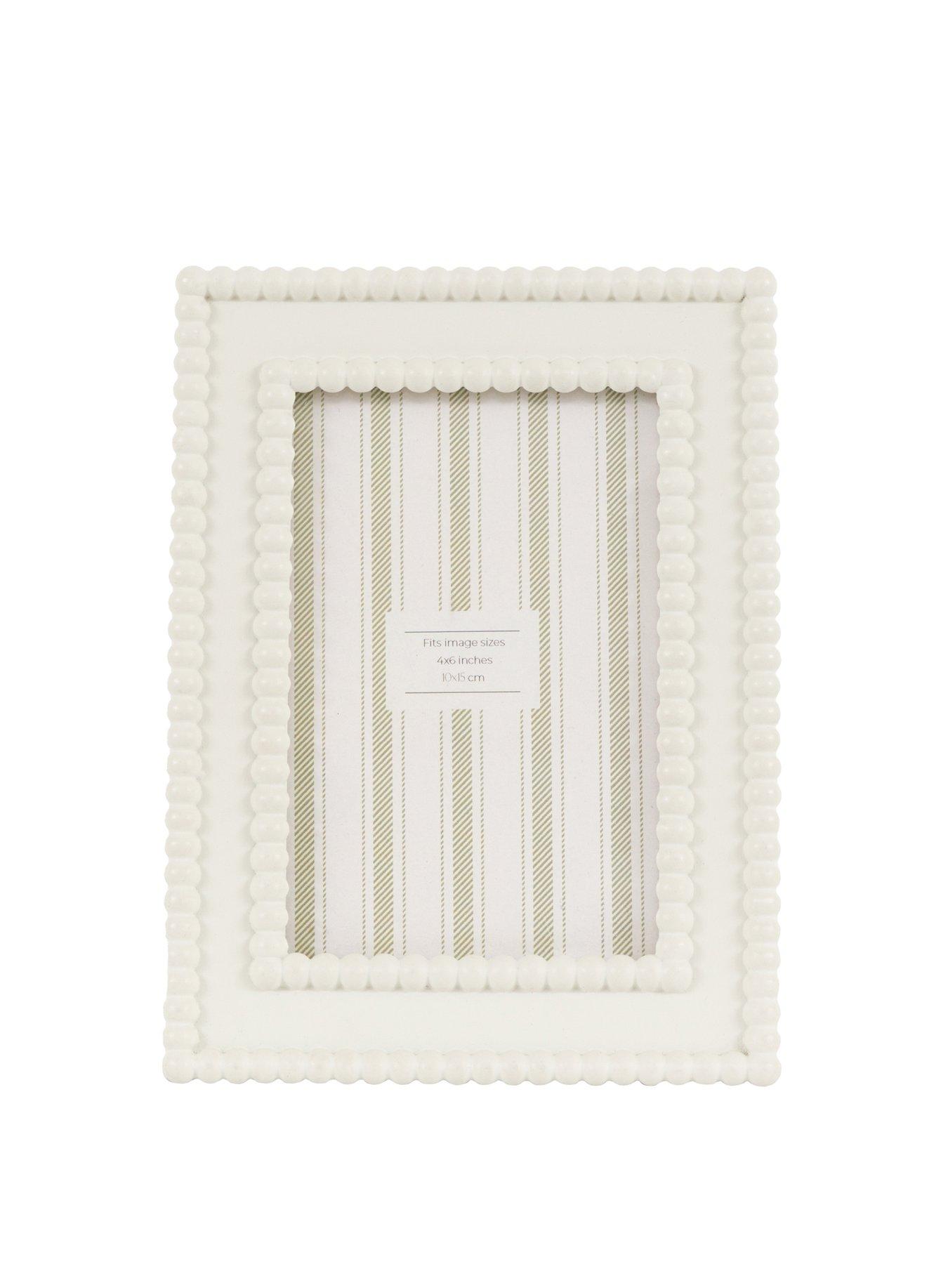 Gallery Direct 4x6 Beaded Photo Frame White