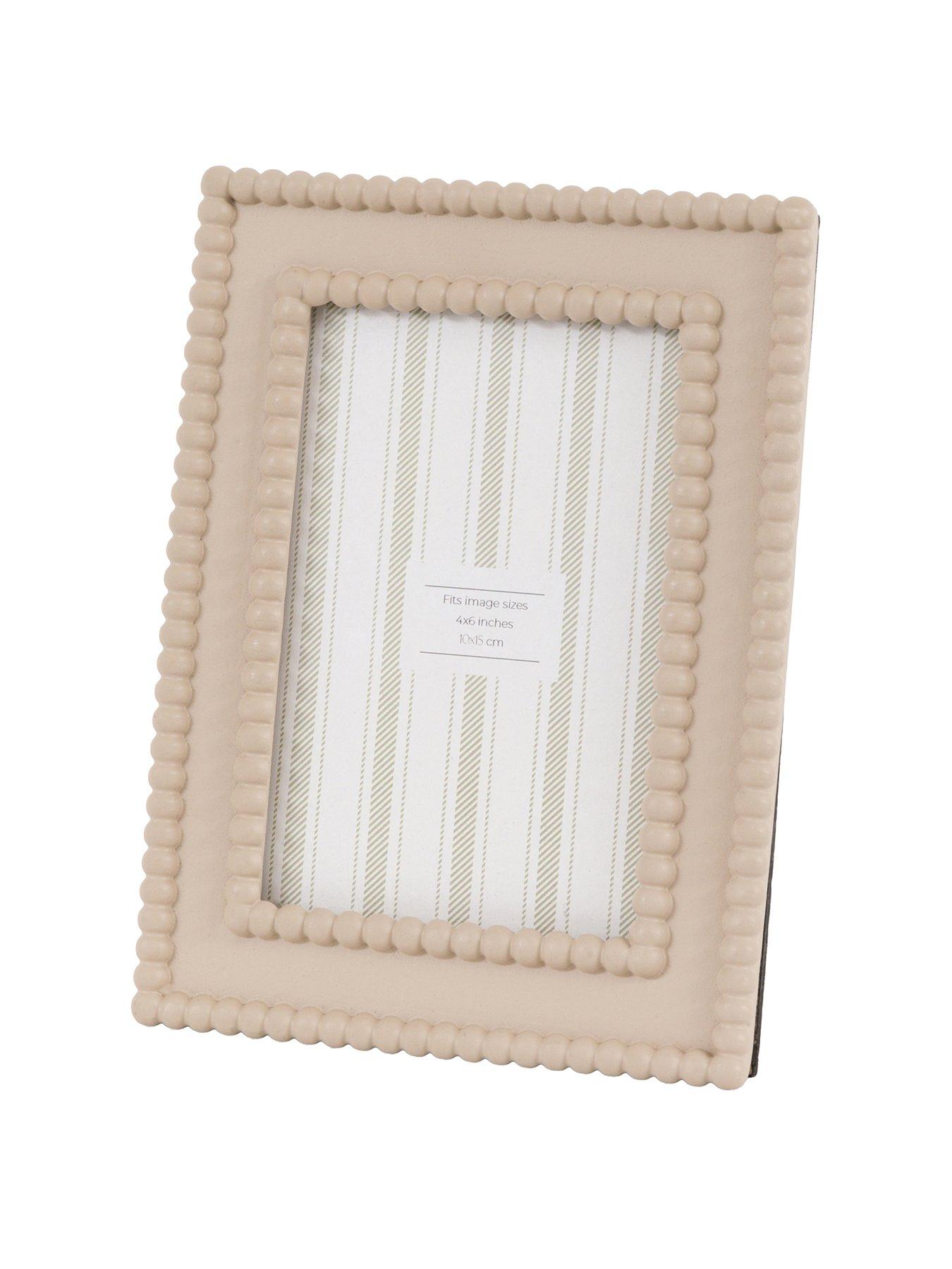 Image 2 of 4 of Gallery Direct 4x6 Beaded Photo Frame Mocha