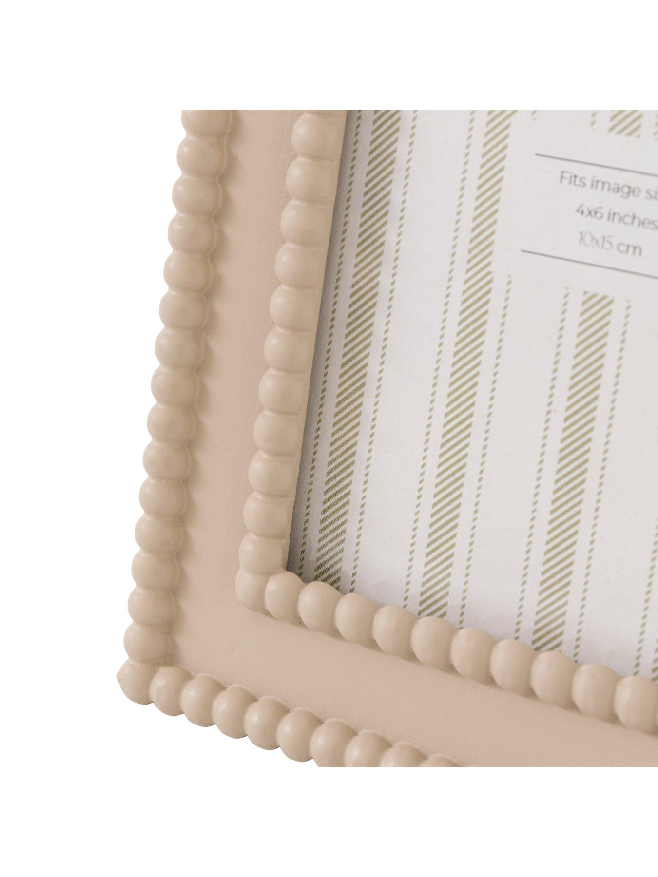 Image 4 of 4 of Gallery Direct 4x6 Beaded Photo Frame Mocha