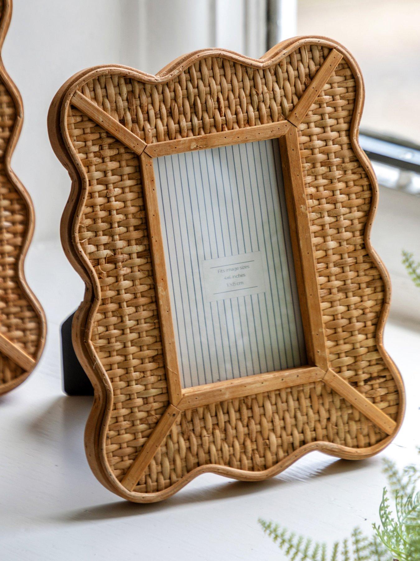 Gallery Direct Natural Rattan Photo Frame 25x20cm 4x6