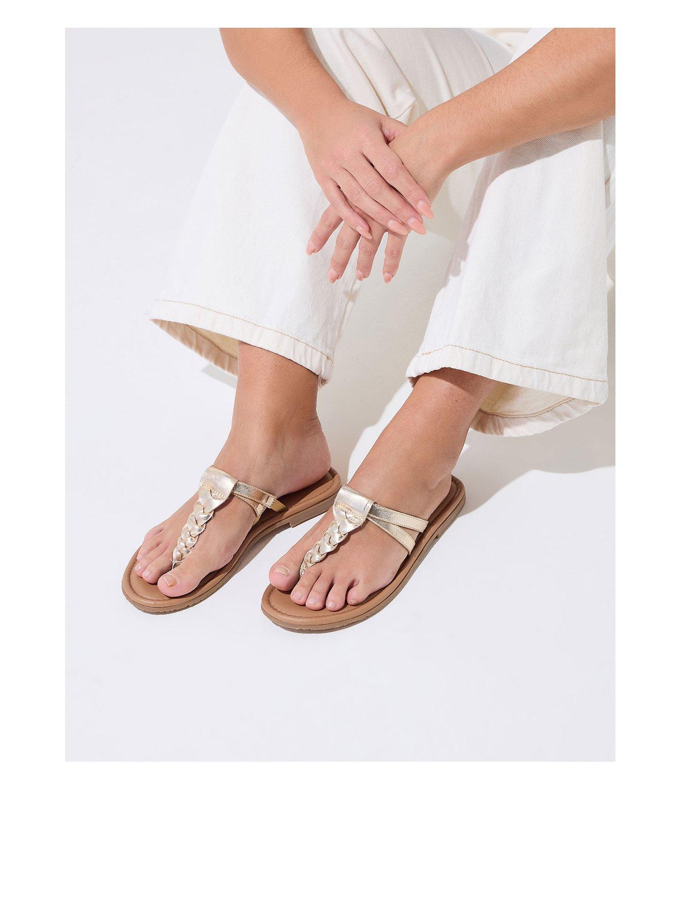 yours-extra-wide-fit-plaited-toe-sandal-gold