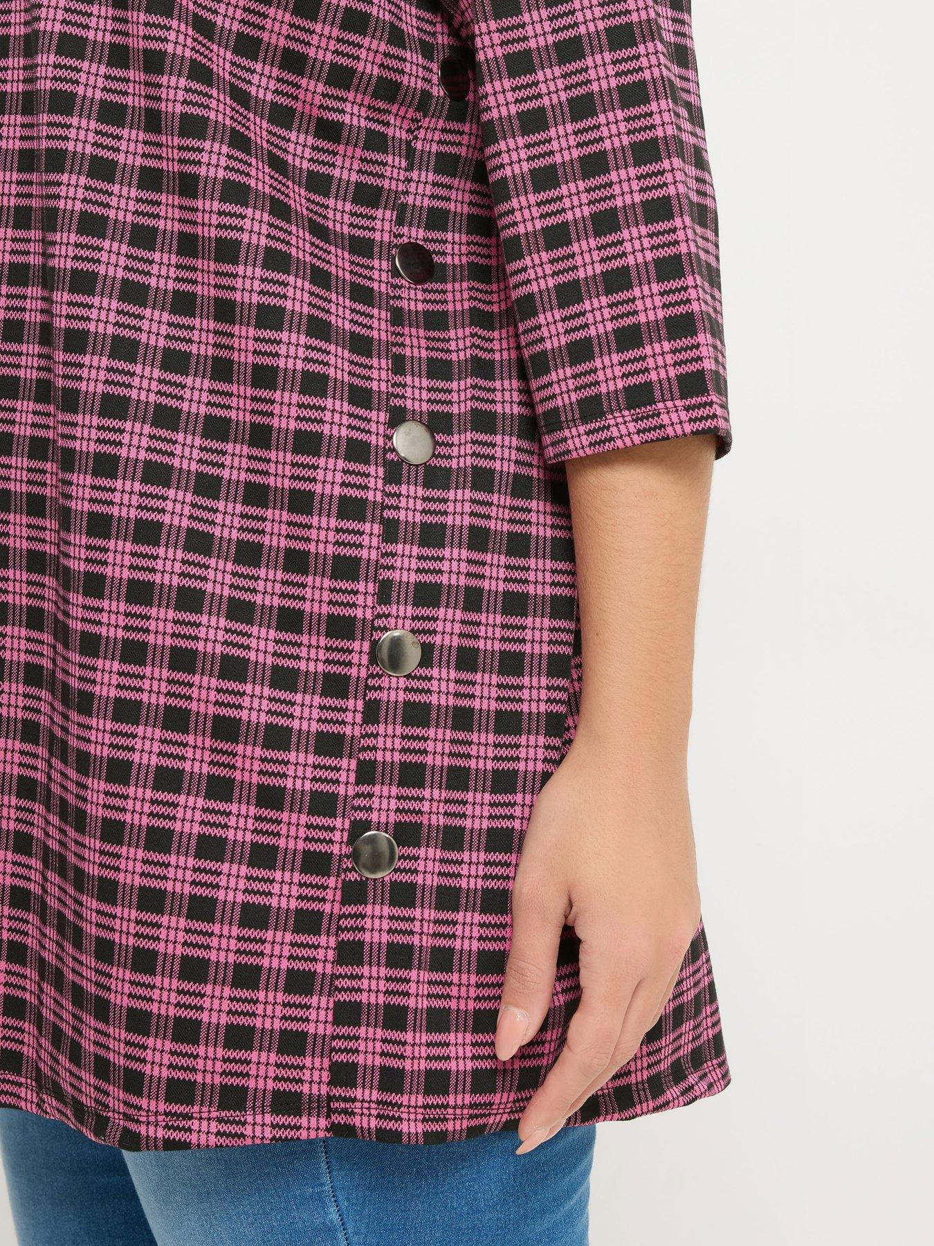  image of yours-curve-check-side-button-detail-top-pink