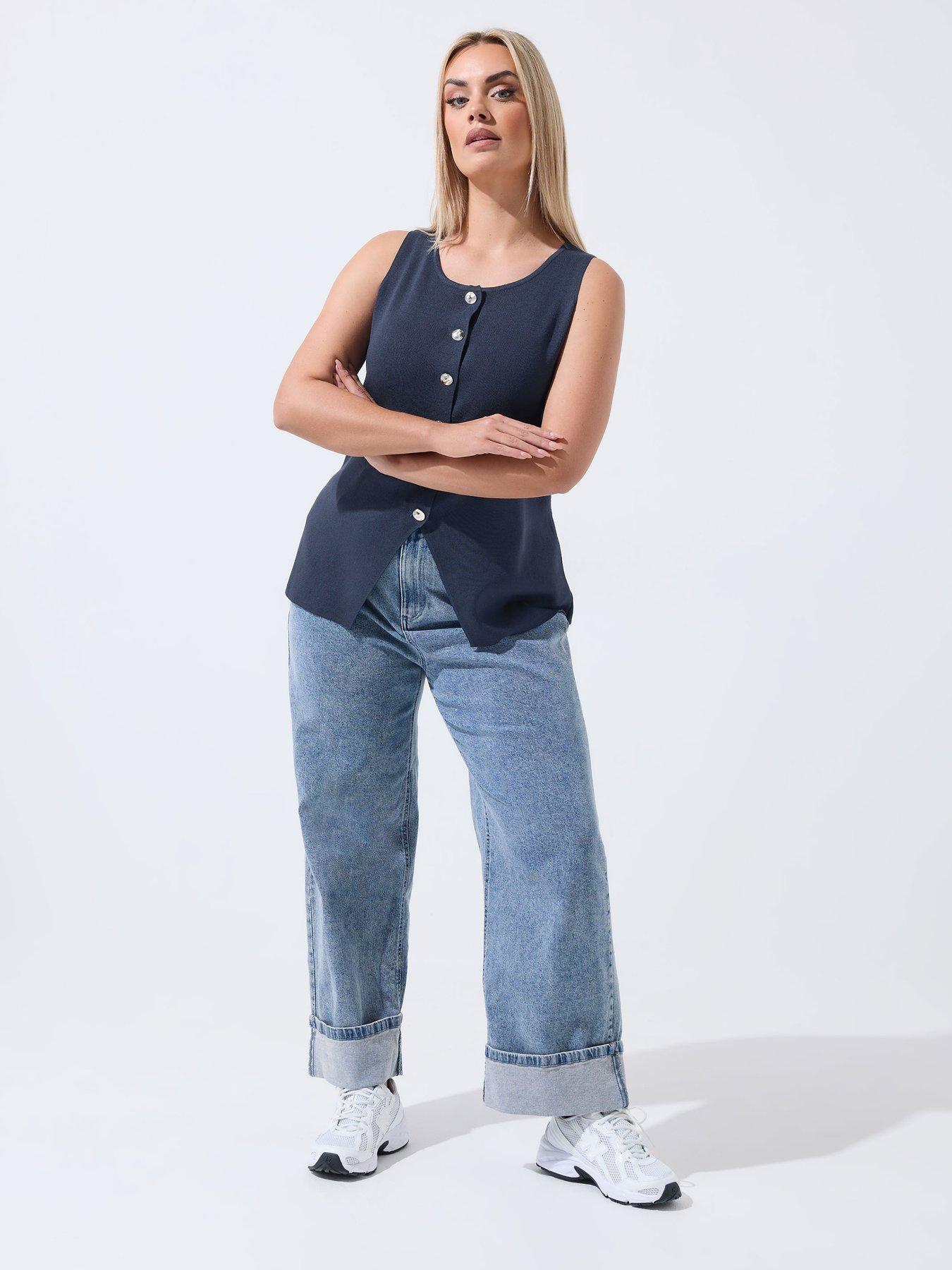 Image 3 of 5 of Yours Curve Knitted Waistcoat