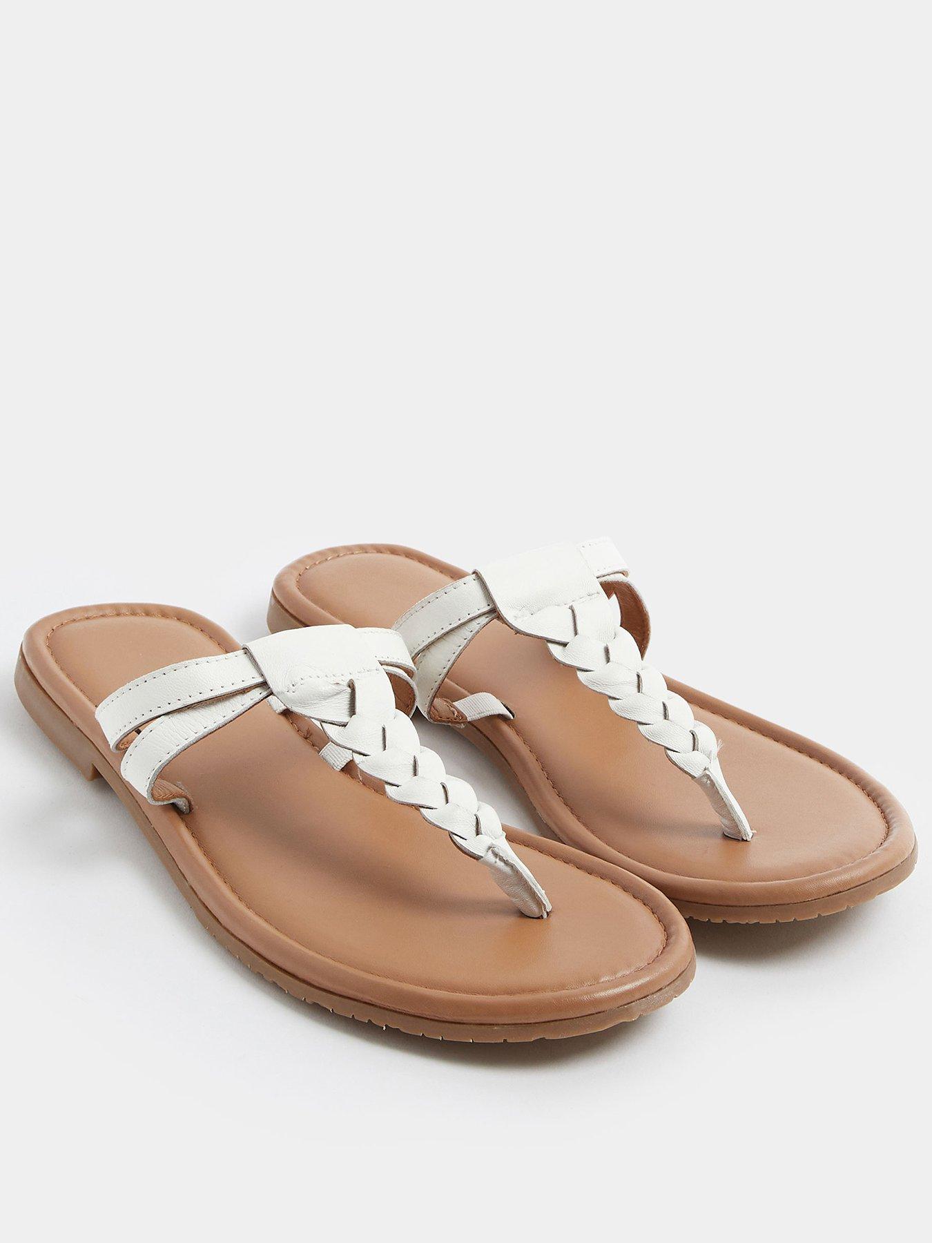 Image 2 of 4 of Yours Extra Wide Fit Plaited Toe Sandal - White